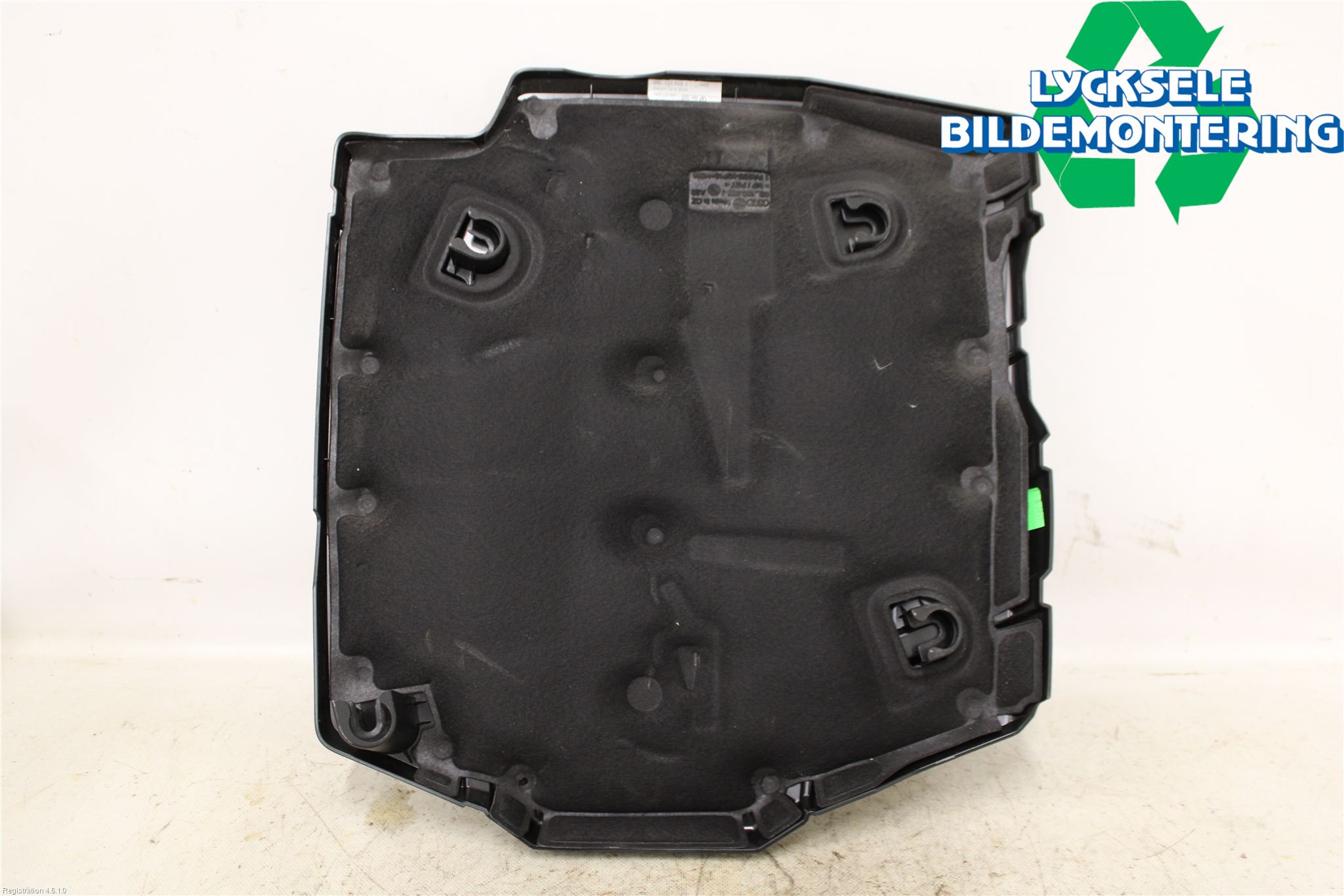 Audi A6 F2/C8 19- Motorkåpa