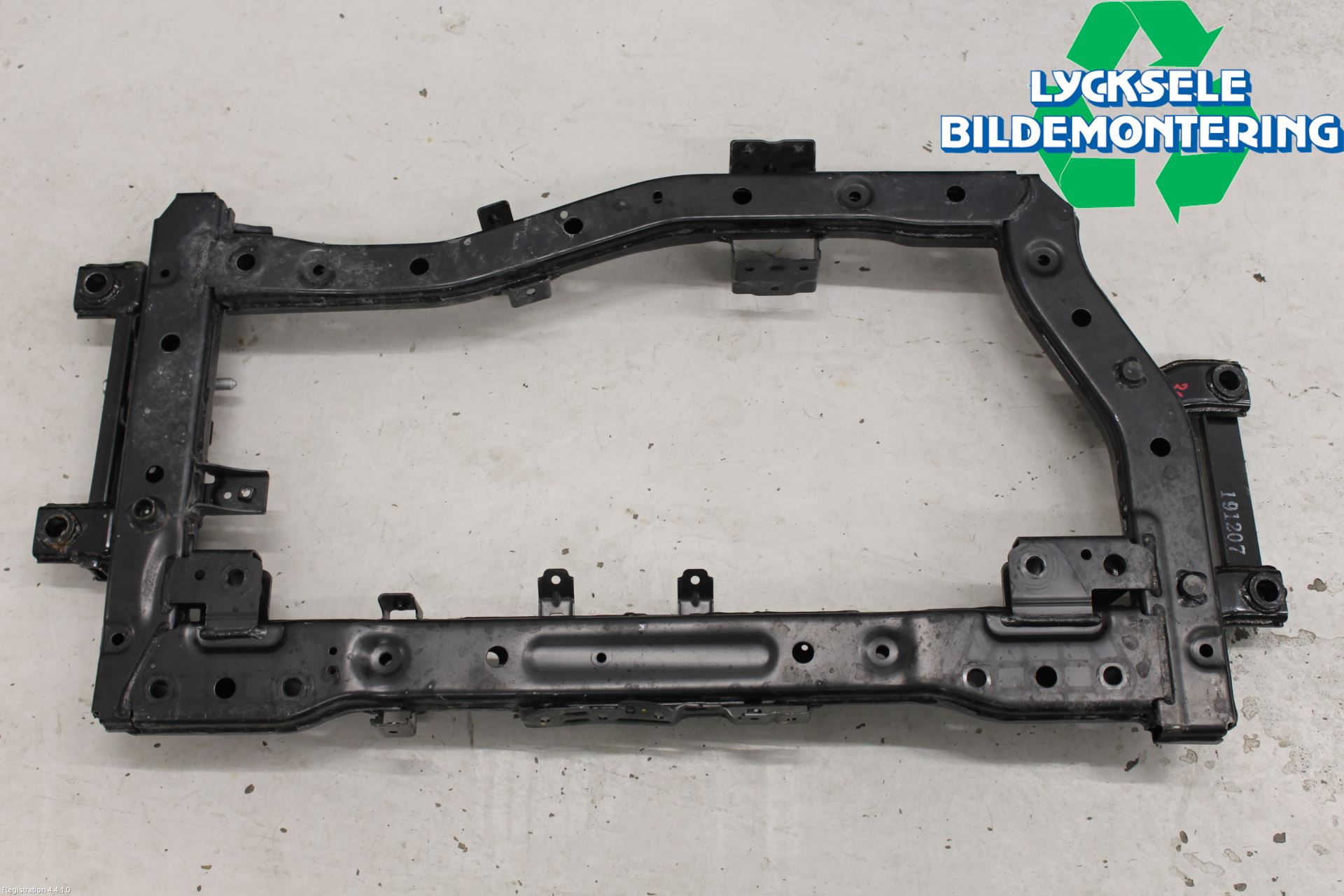 Hyundai IONIQ AE 17-22 Framvagnsbalk