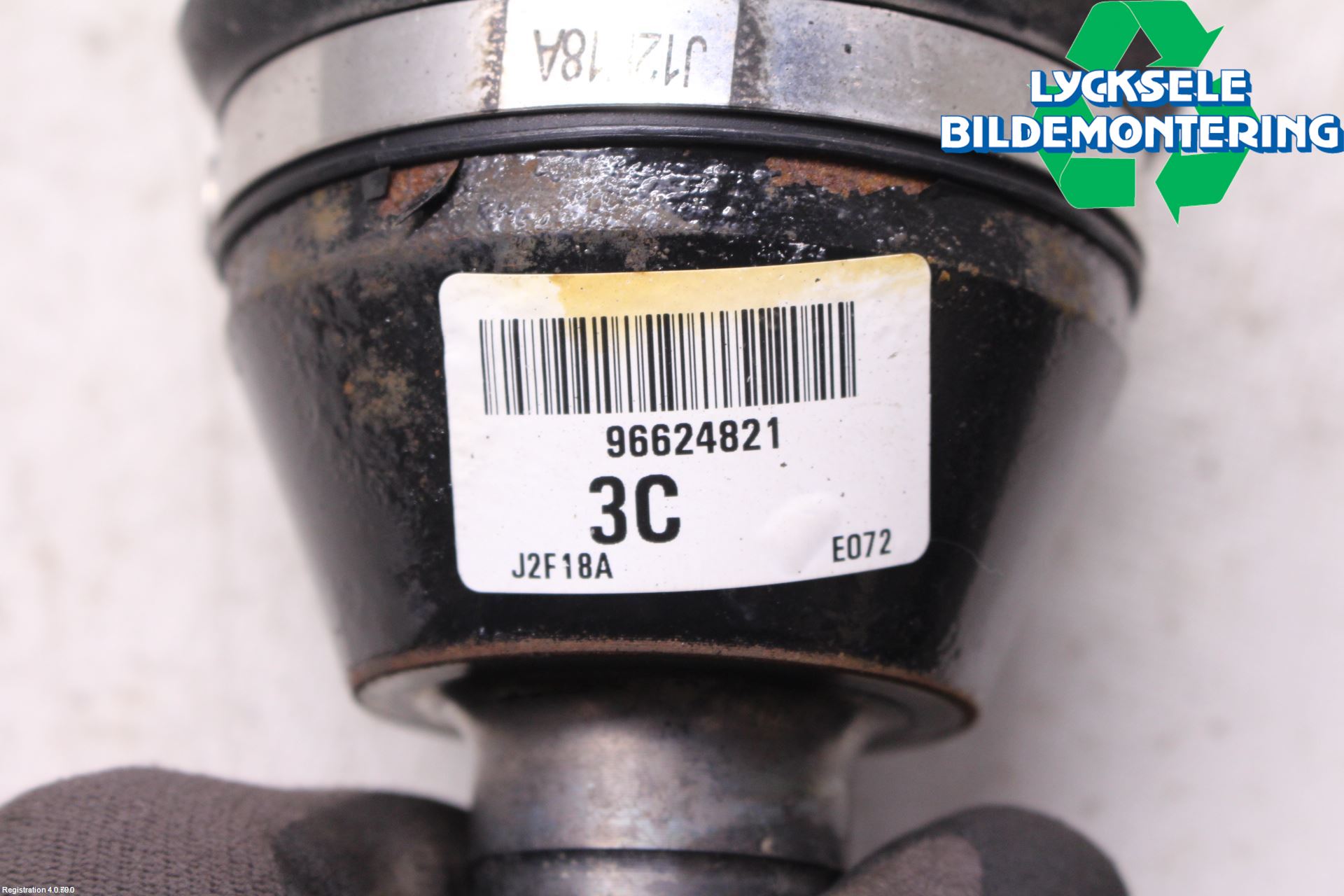 Chevrolet CAPTIVA Drivaxel Bak Vänster