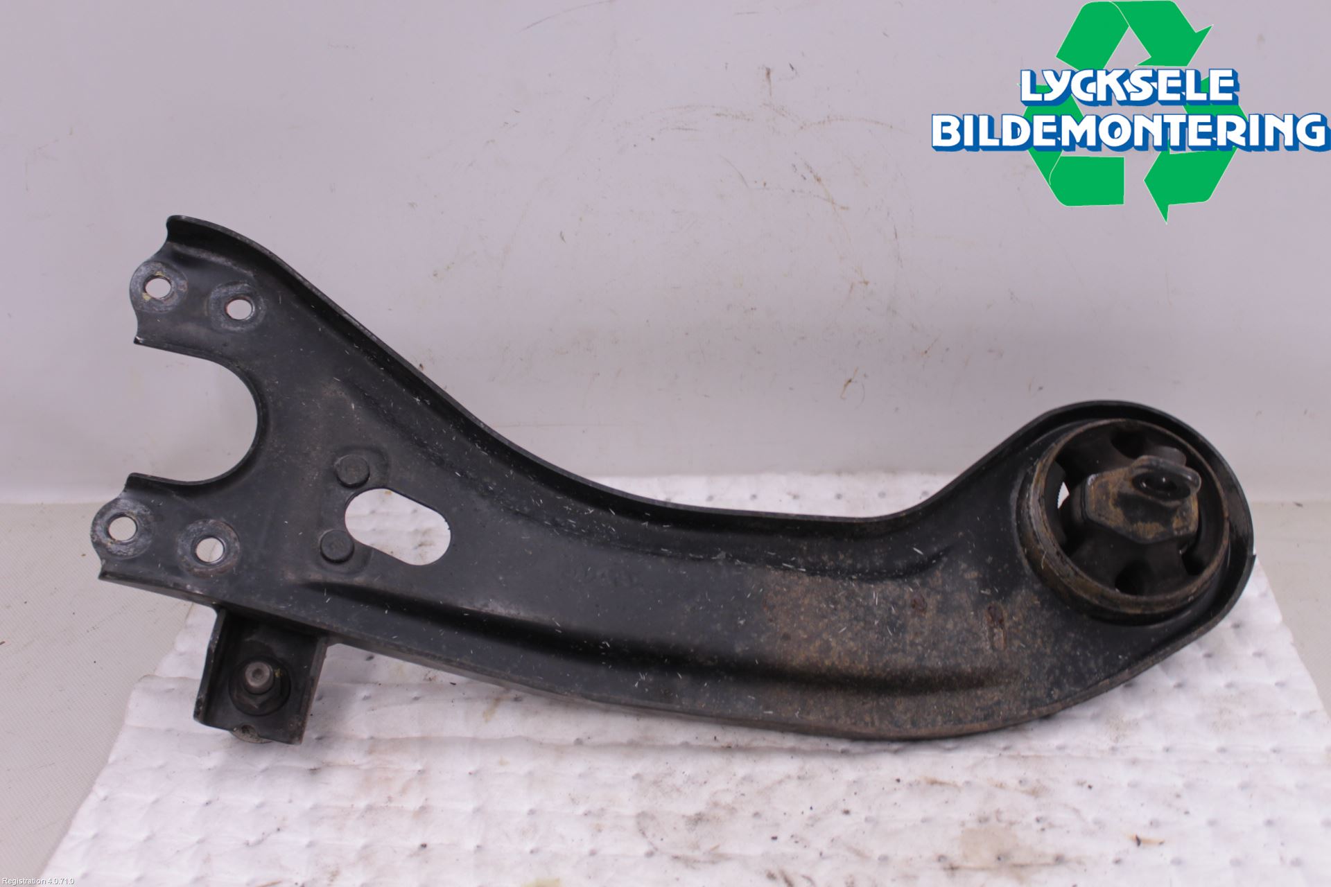 Kia SORENTO 10-14 Bärarm Bak Höger