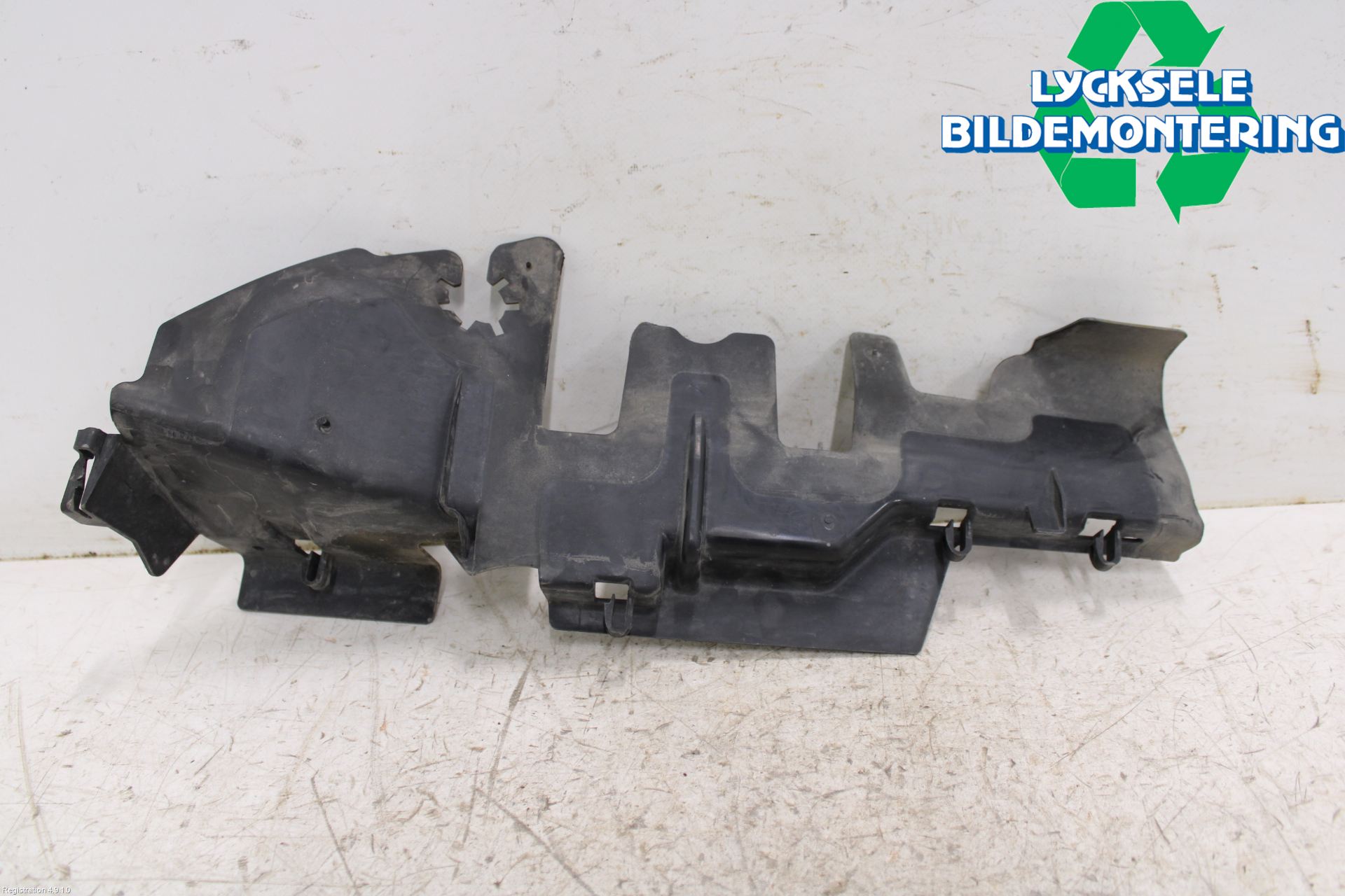 Volkswagen VW PASSAT 05-11 Deflektor Plåt-Plast Kylning