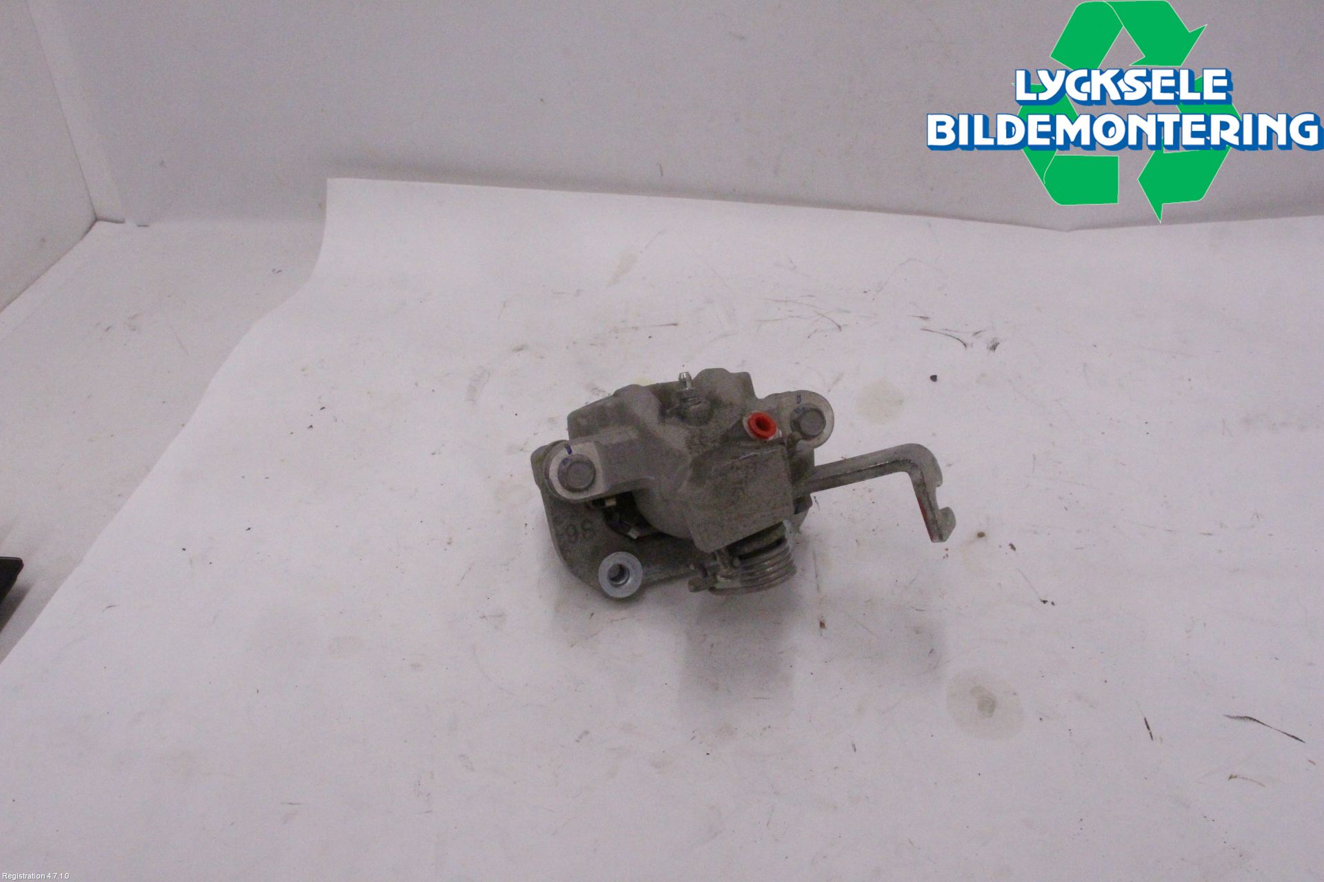 Suzuki VITARA 15- Bromsok Bak Vänster