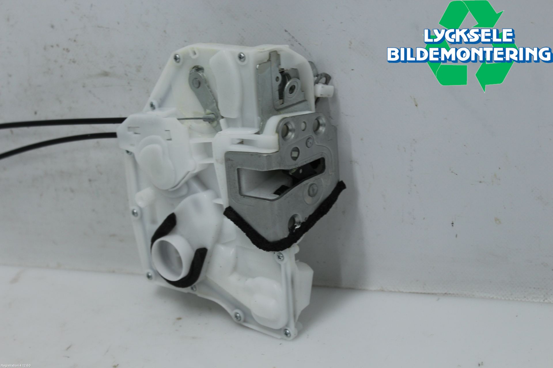 Suzuki SX4 S-CROSS 22- Låskista-Dörrlås