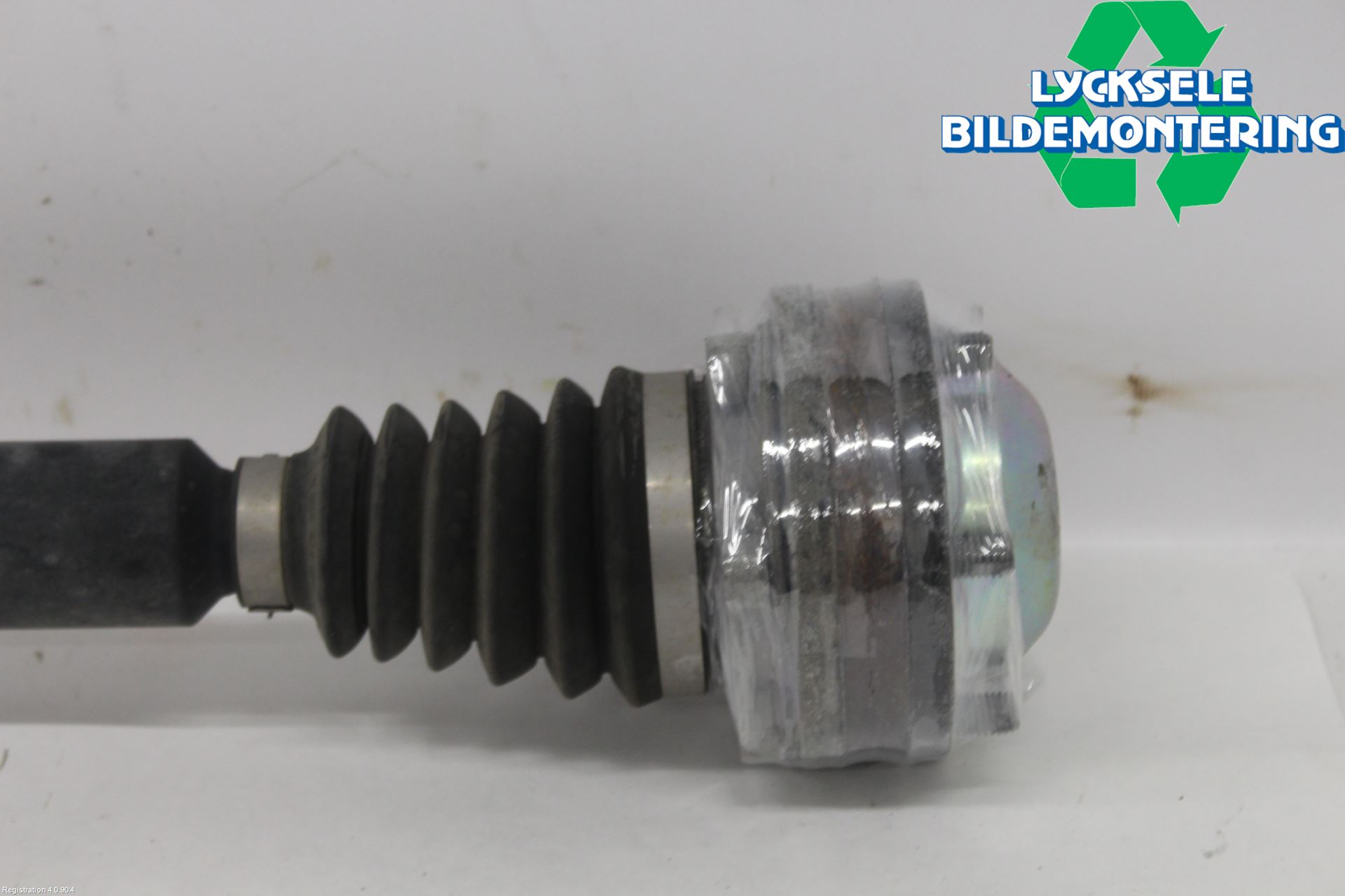Volkswagen VW GOLF PLUS/CROSS GOLF 04-14 Drivaxel Fram Höger