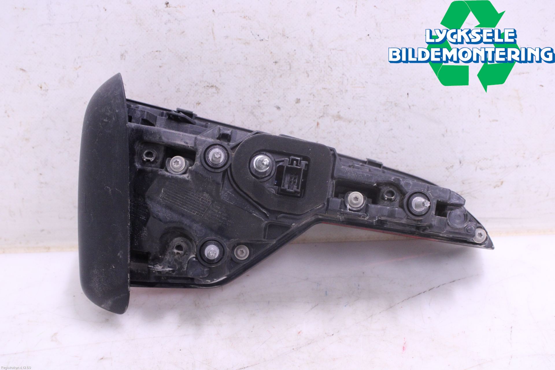 Audi A4/S4 B9 16-19 Bakljus Lucka Hö