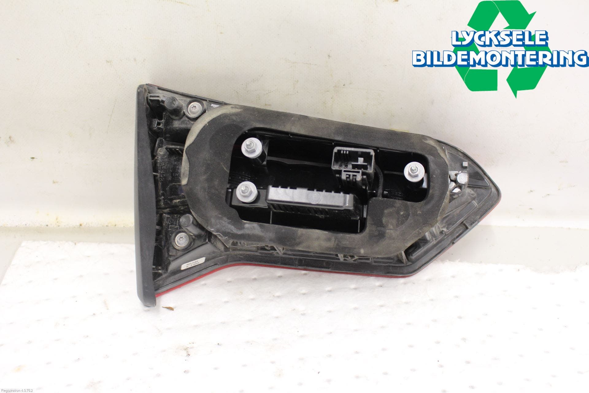 Volkswagen VW T-ROC 18- Bakljus Lucka Hö