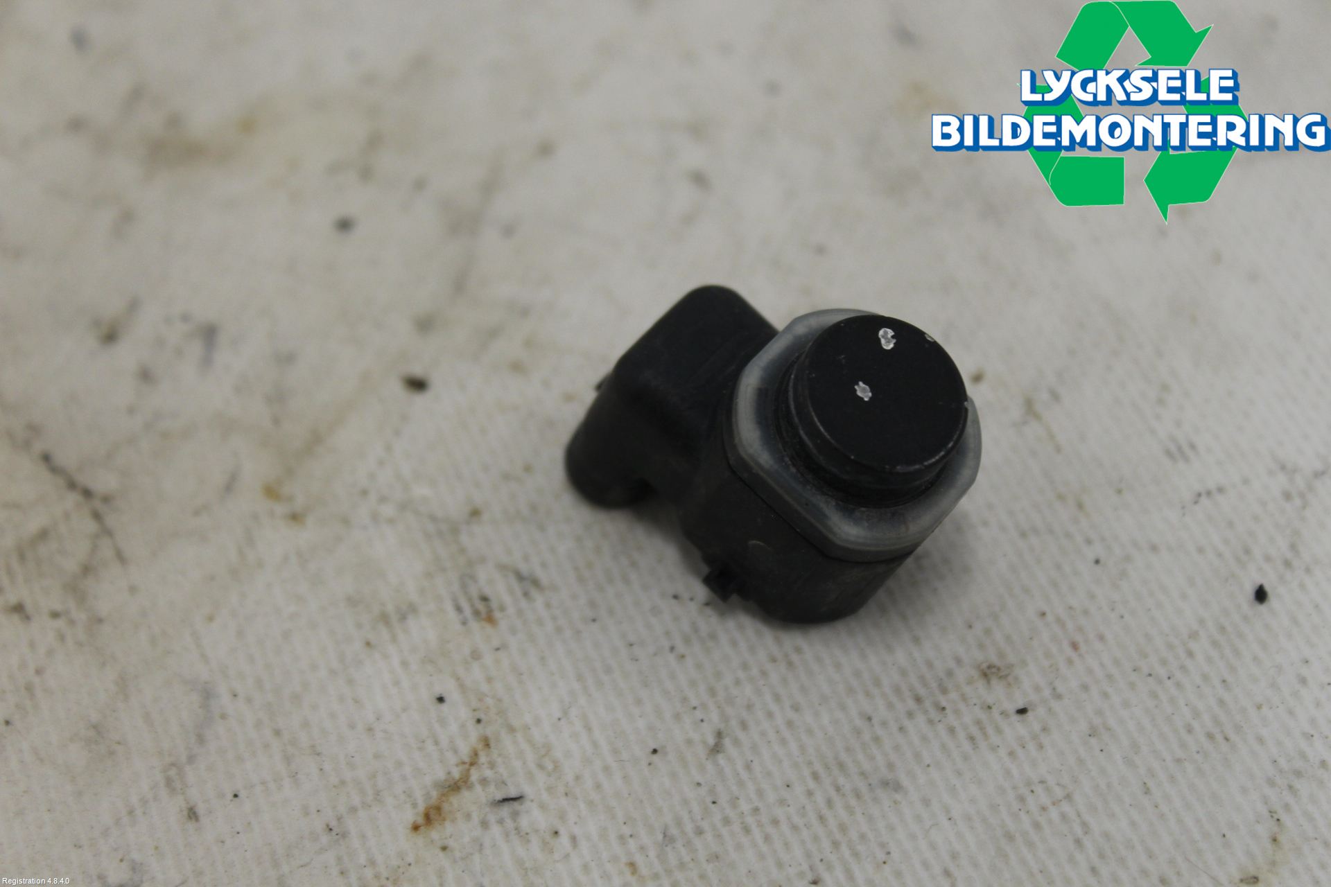 Volvo V60 14-18 Parkeringshjälp Frontsensor