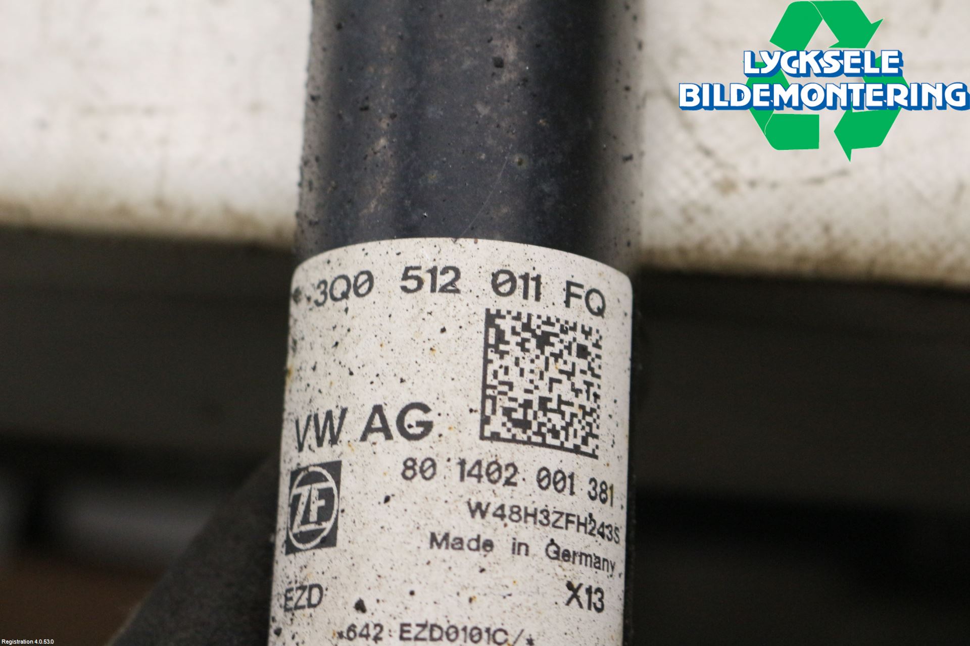 Volkswagen VW PASSAT 15-19 Stötdämpare Bak