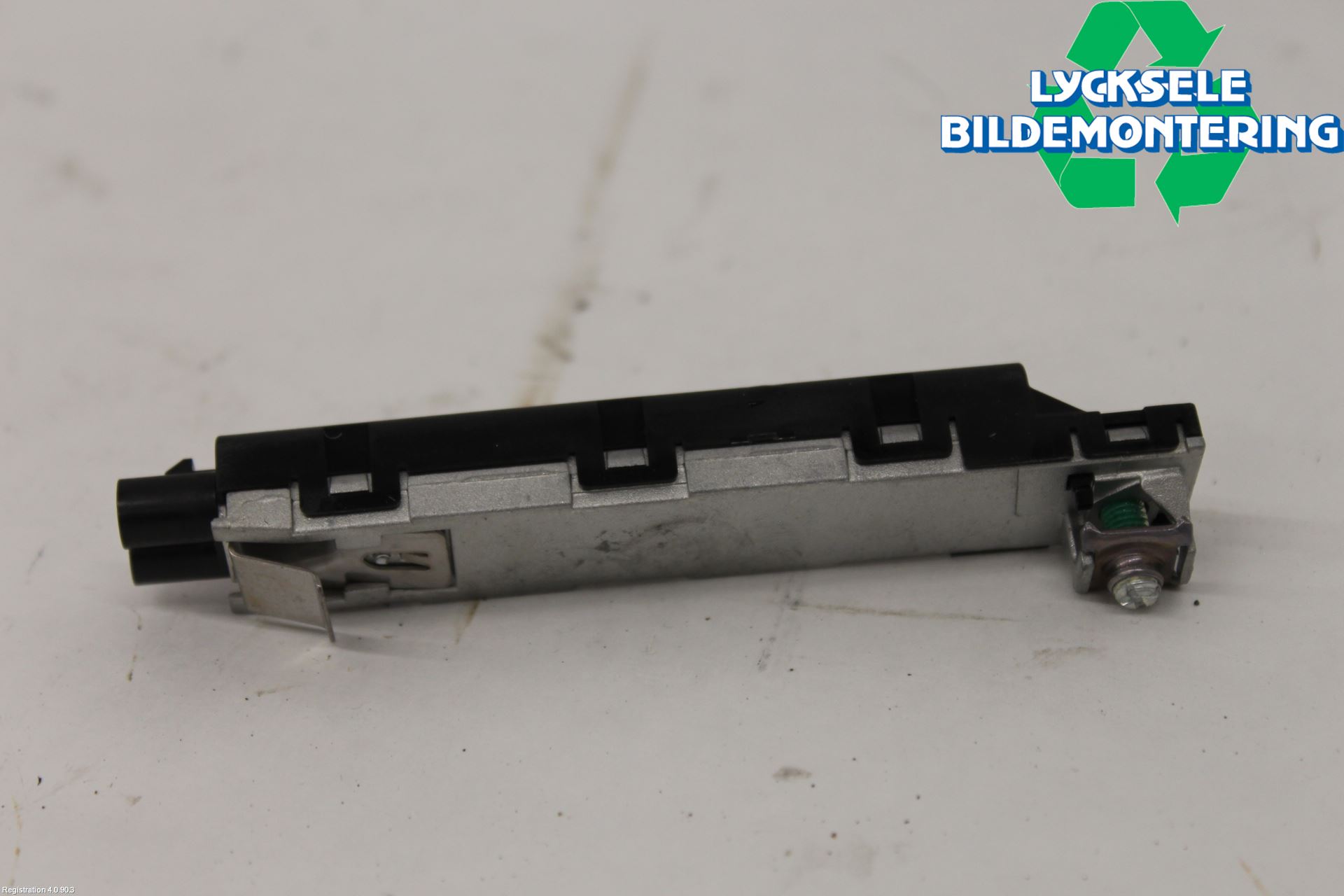 Volkswagen VW TIGUAN 16-24 Antennförstärkare