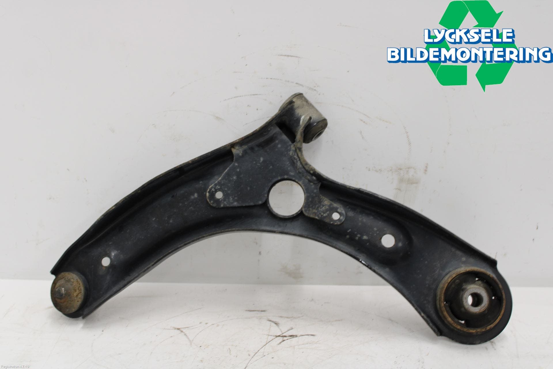 Kia PICANTO 17- Bärarm Fram Undre Hö