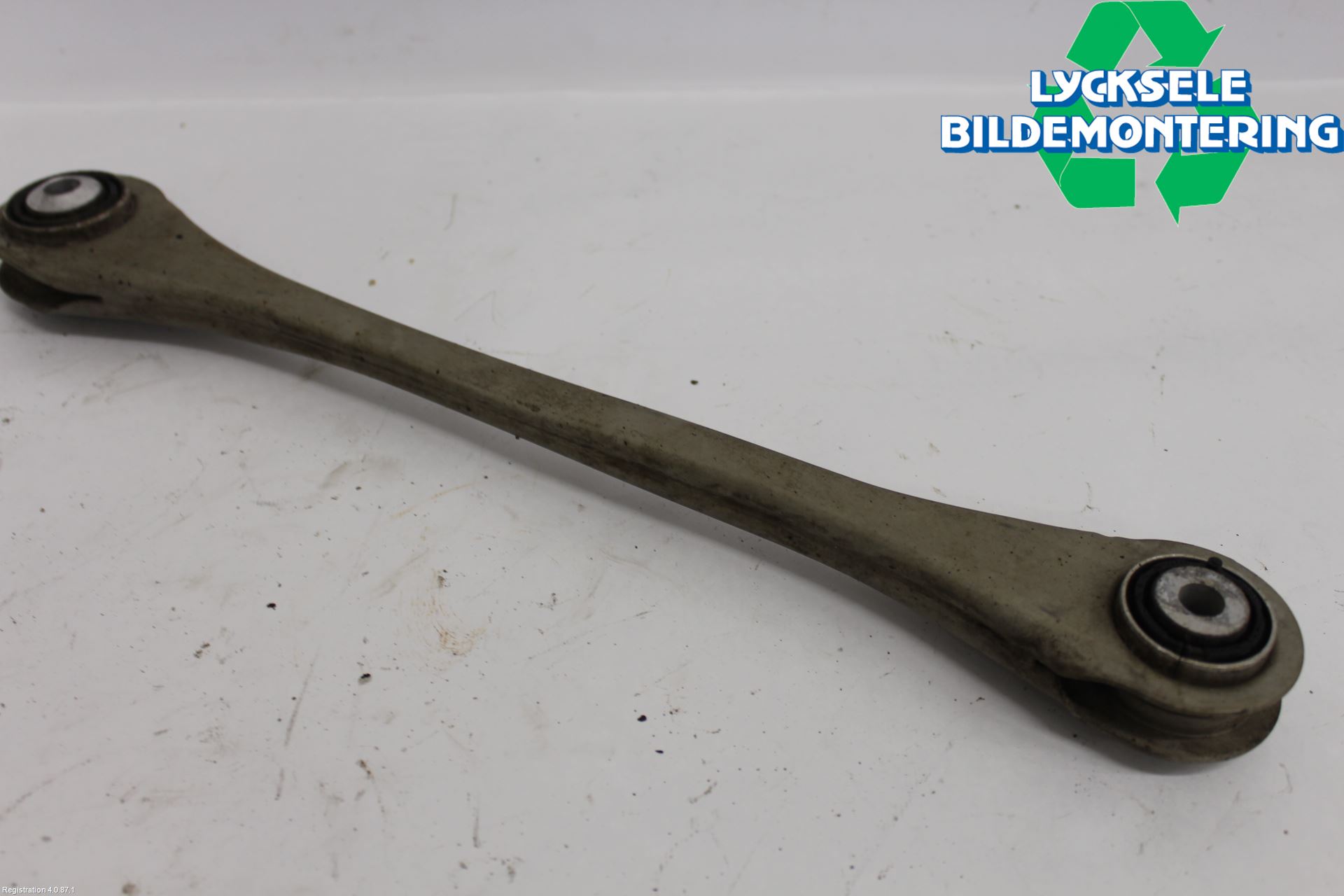 Audi A6 F2/C8 19- Bärarm Bak Övre Höger