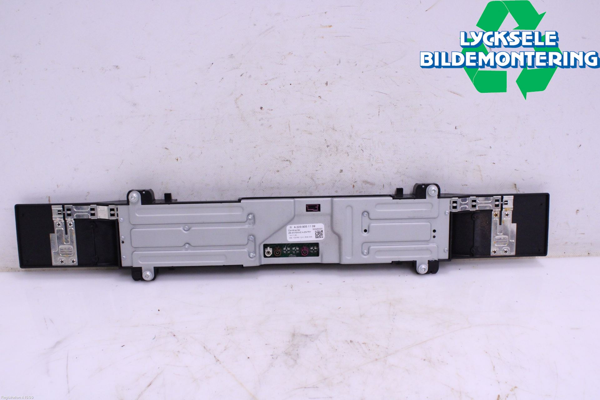 Mercedes-Benz MB EQE SUV (X294) 22- Antenn