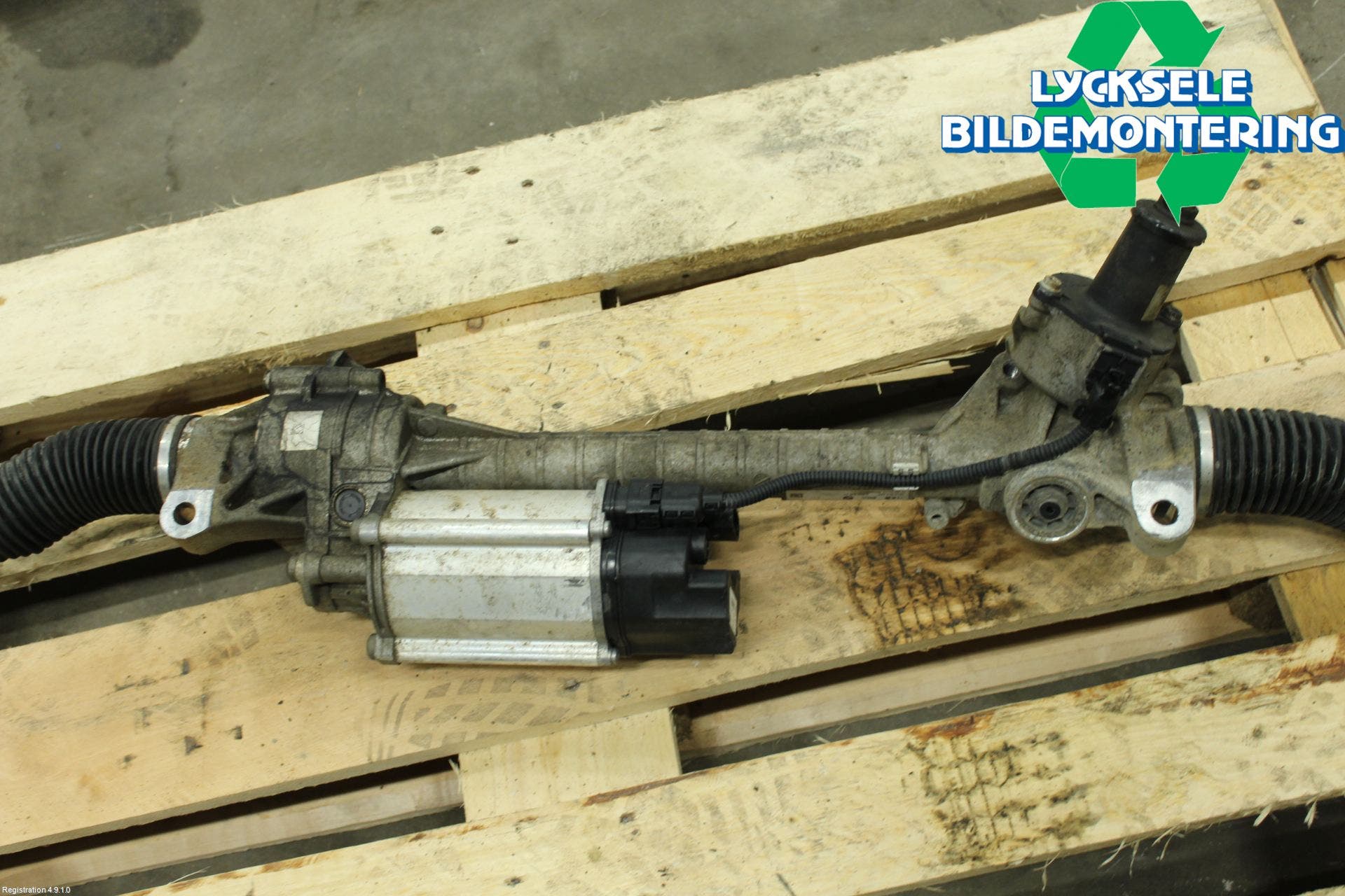 BMW 5 F10/F11/F18 09-17 Styrväxel-Snäcka Elektrisk