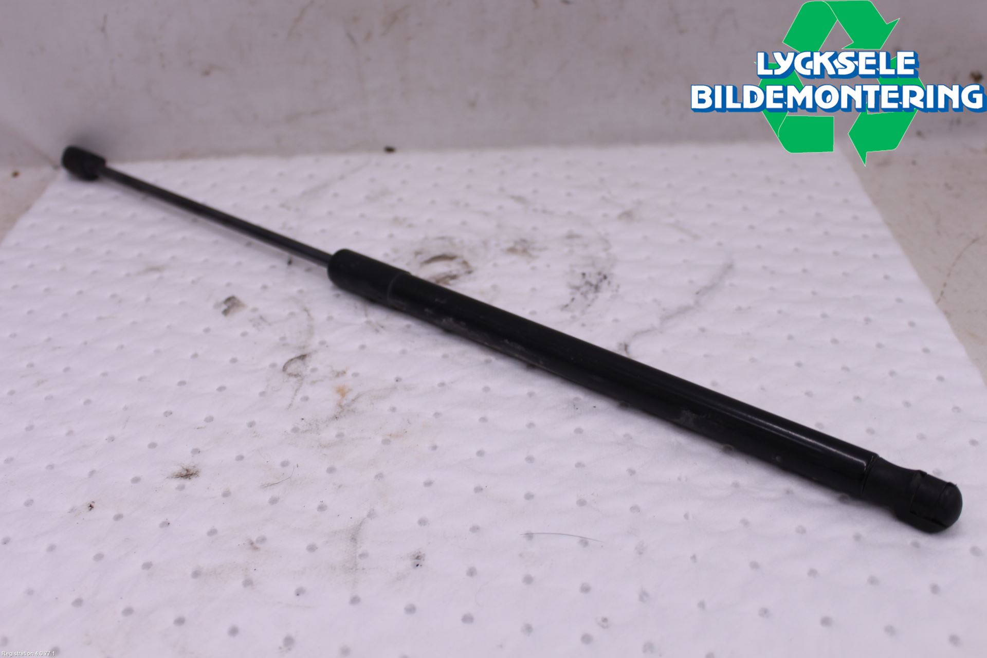 Skoda RAPID Gasfjäder Baklucka