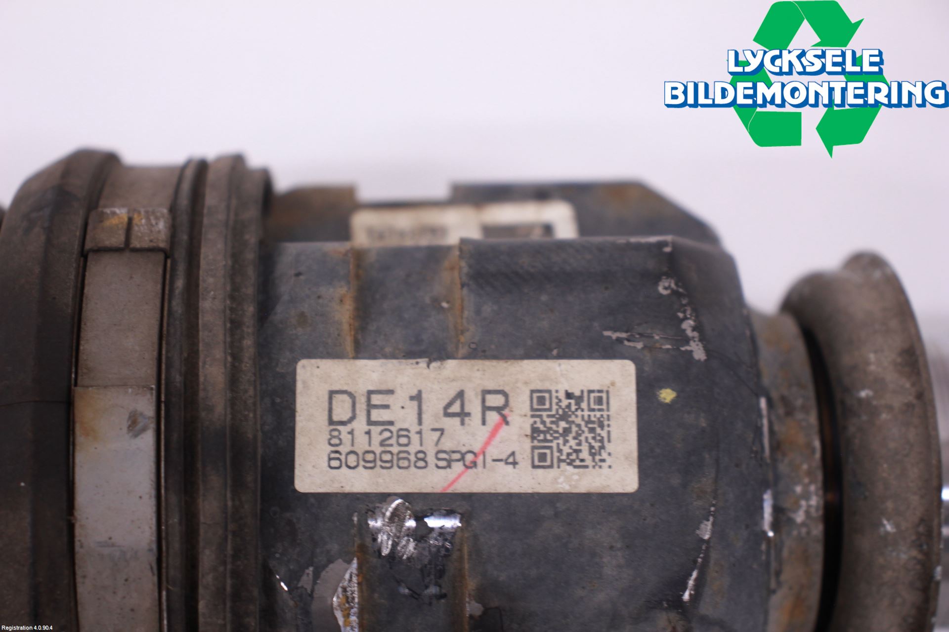 Toyota PRIUS+ ZVW40 12-20 Drivaxel Fram Höger
