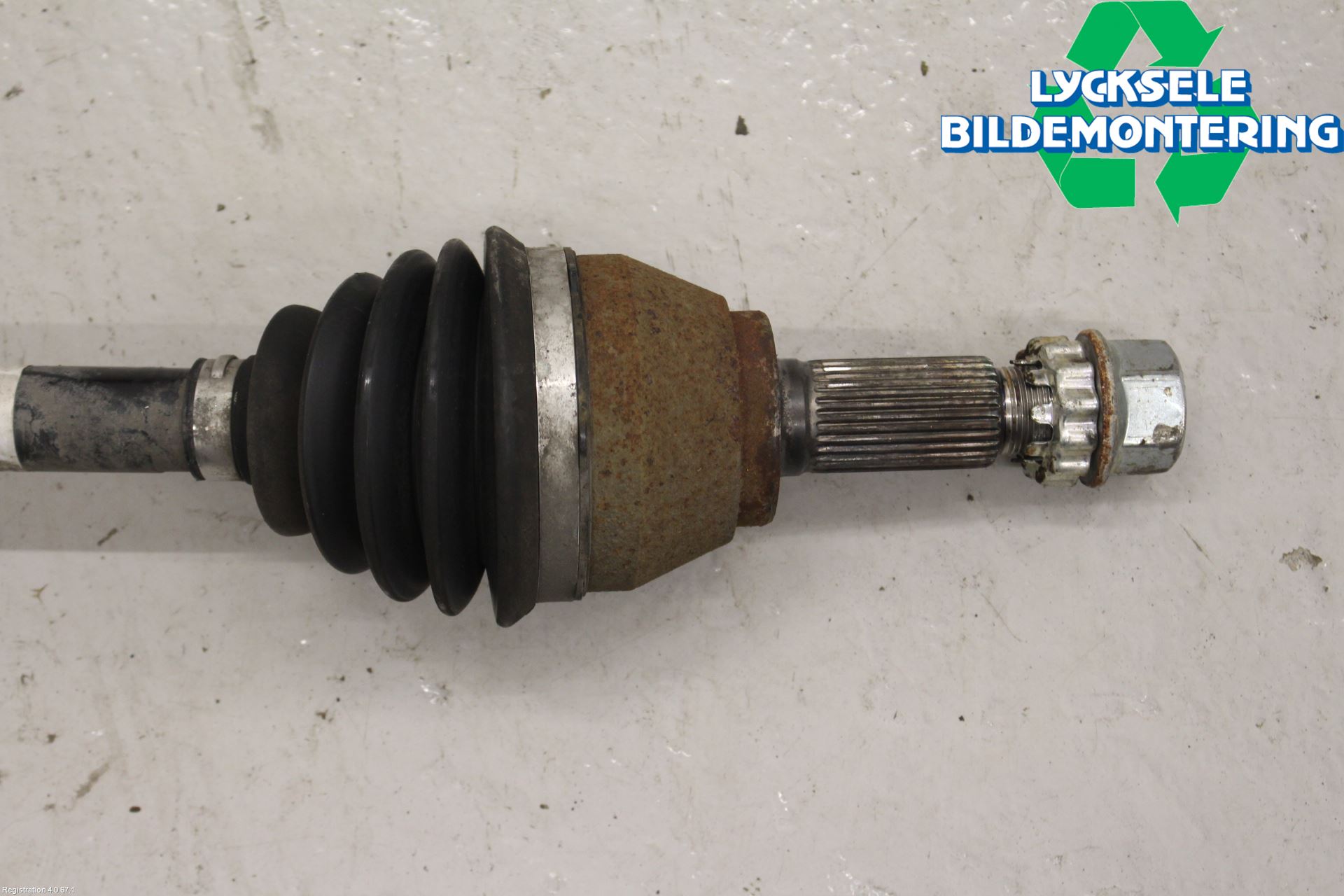 Nissan JUKE 14-19 Drivaxel Fram Höger