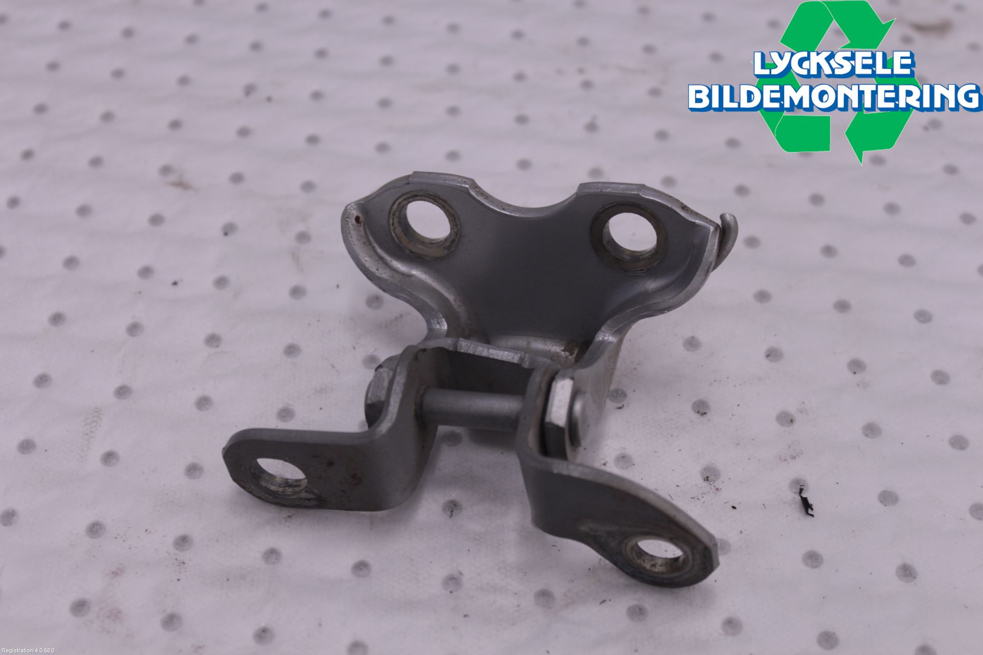 Toyota VERSO-S 11-16 Dörrgångjärn