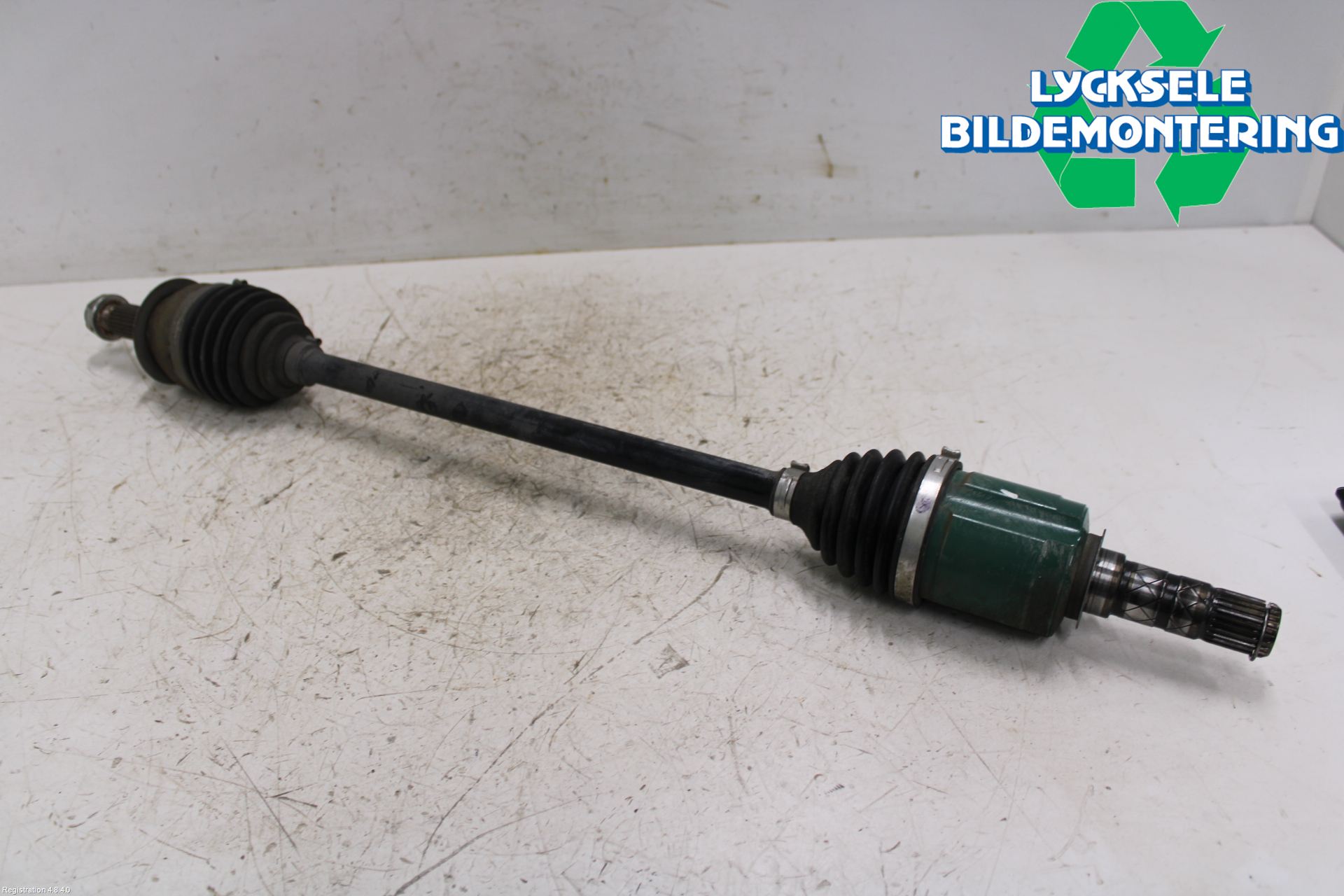 Subaru OUTBACK 15-20 Drivaxel Fram Höger