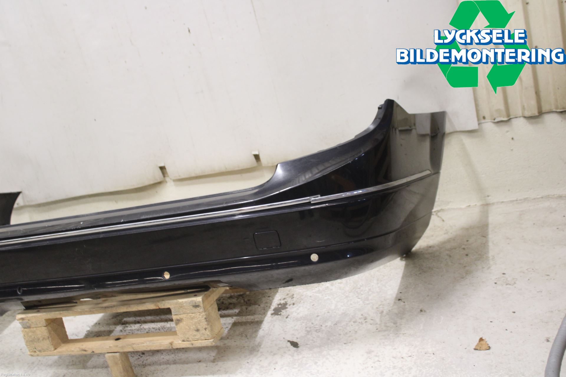 Mercedes-Benz MB C-KLASS (W204) 07-15 Stötfångarbeklädnad Bak
