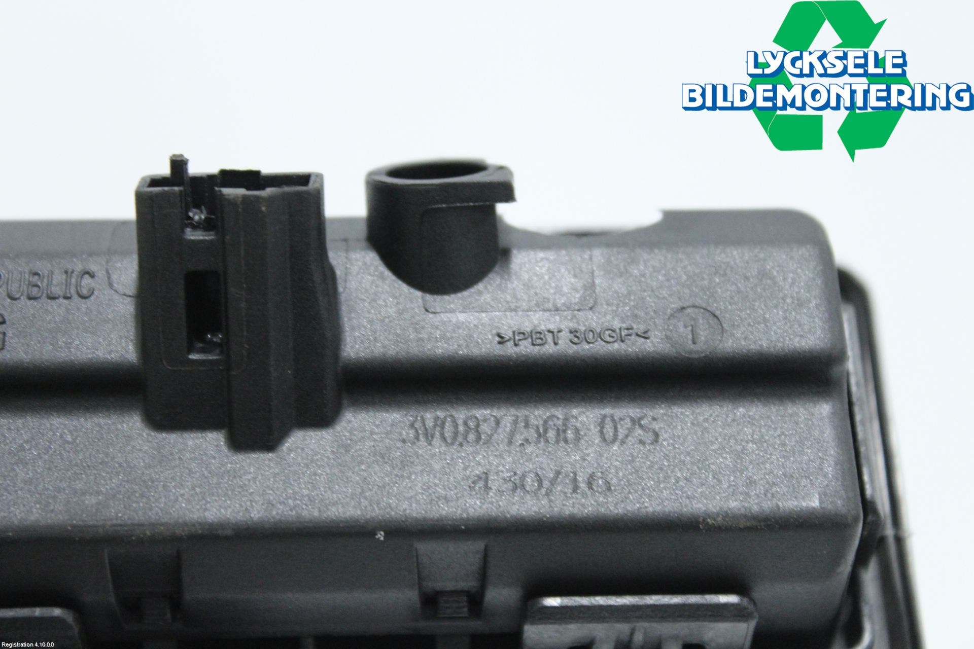 Audi A4/S4 B9 16-19 Bakluckehandtag