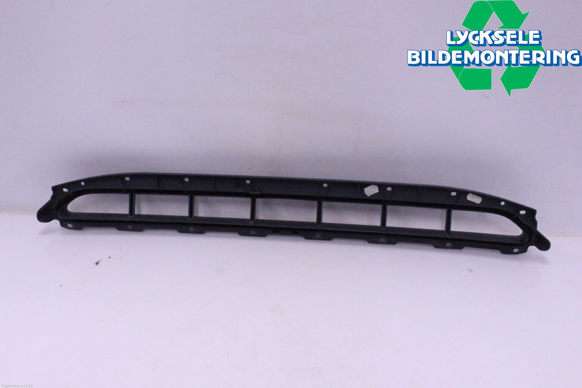 Audi Q3 8U 12-18 Grill-Galler