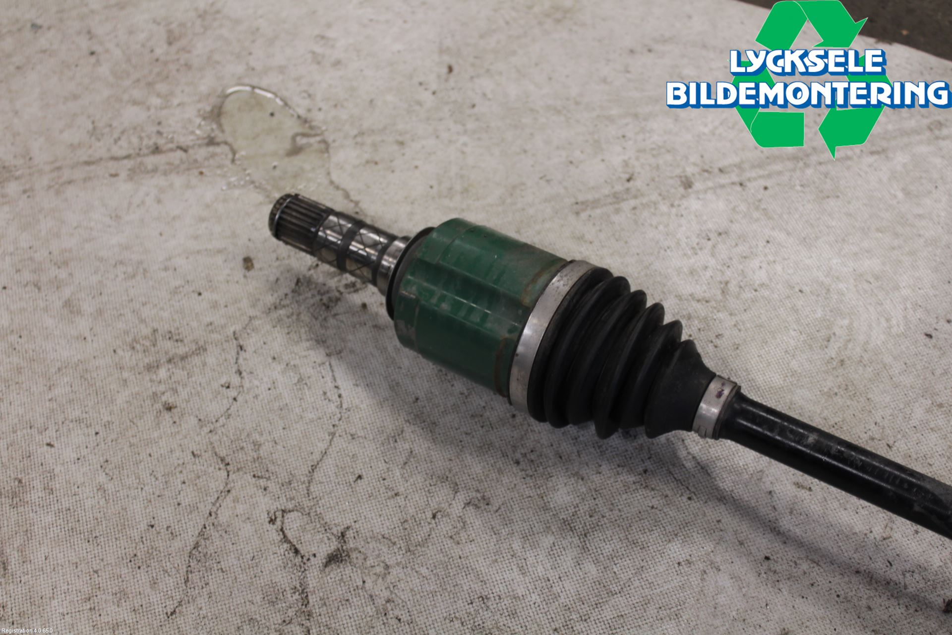 Subaru OUTBACK 15-20 Drivaxel Fram Höger