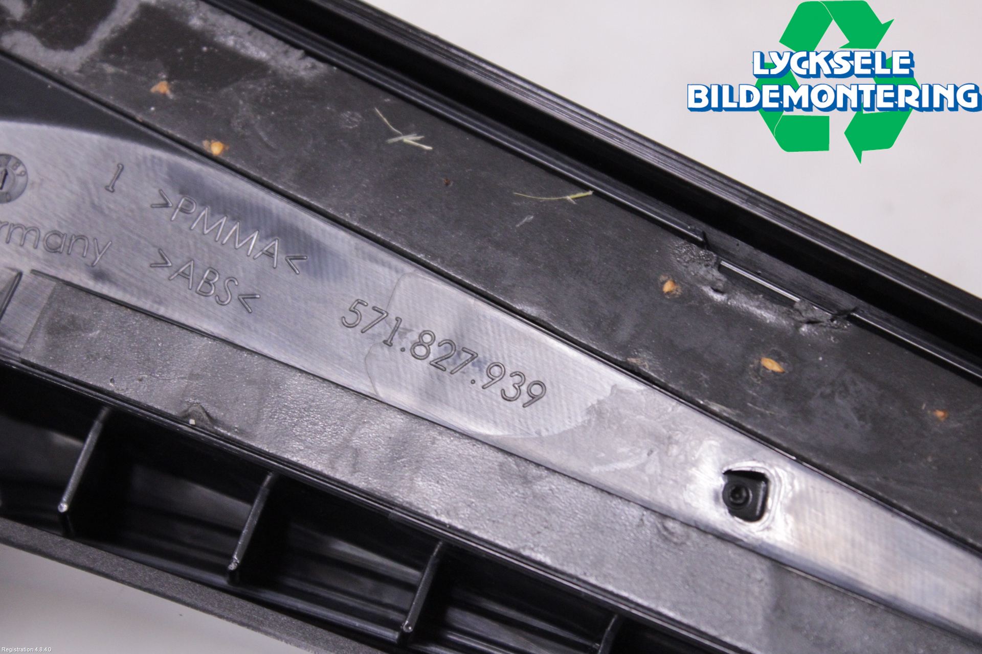 Volkswagen VW TIGUAN 24- Spoiler Baklucka