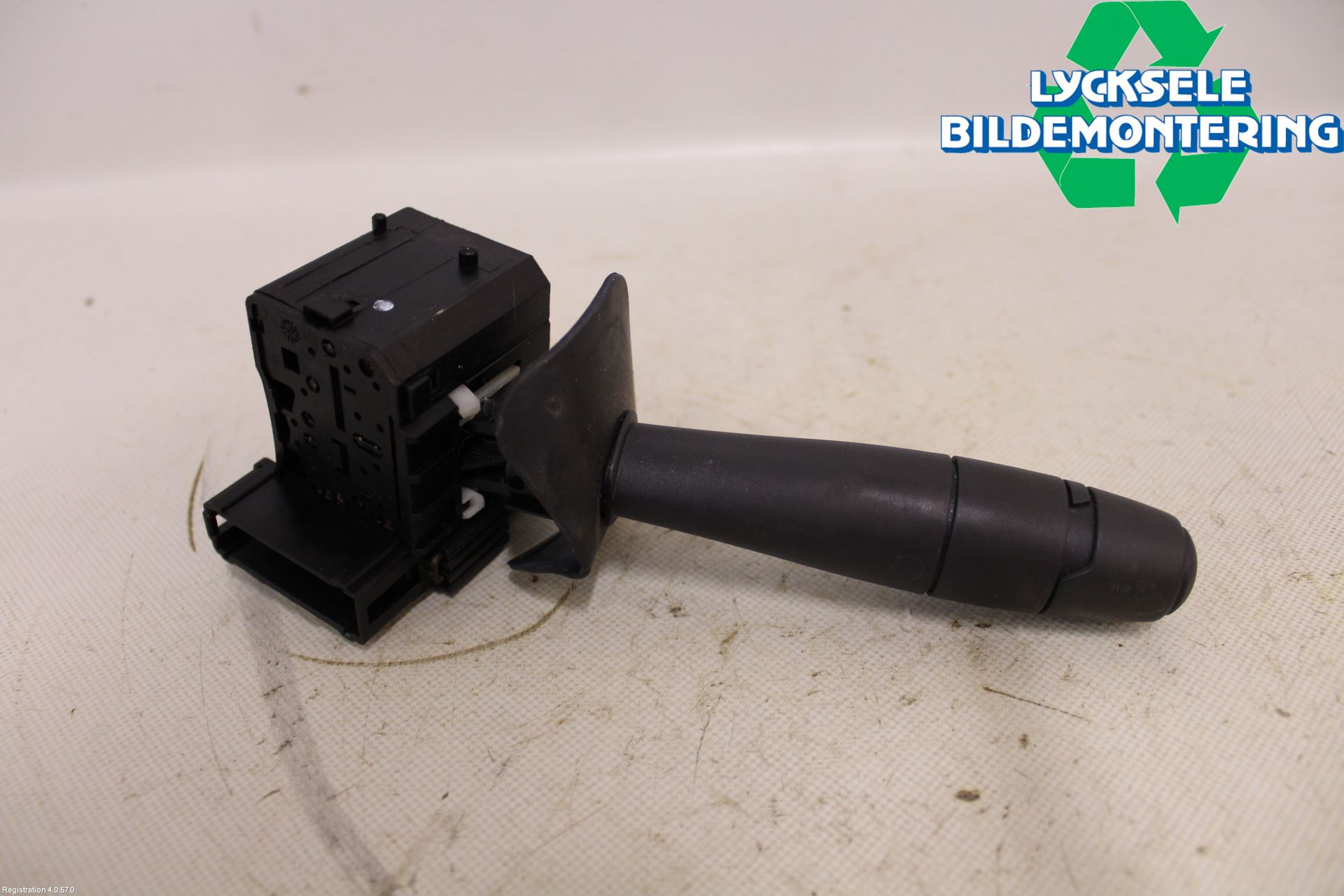 Dacia DUSTER 10-17 Spak Torkar-Spolomk