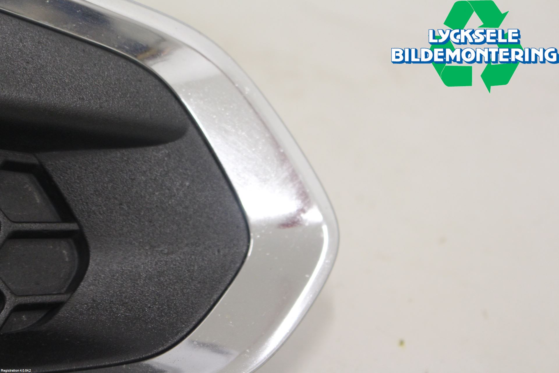 Volvo V60 11-13 Stöt Utfyllnad-List-Grill