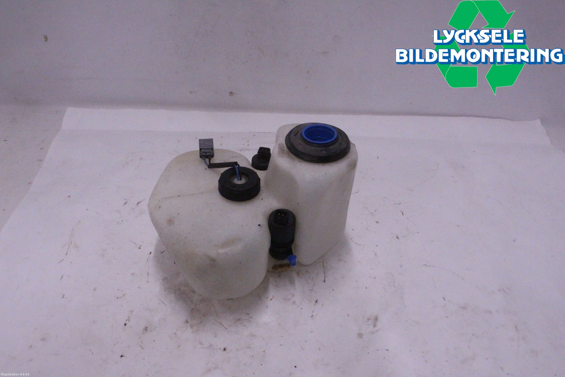 Volvo 940 91-98 Spolartank Vindruta