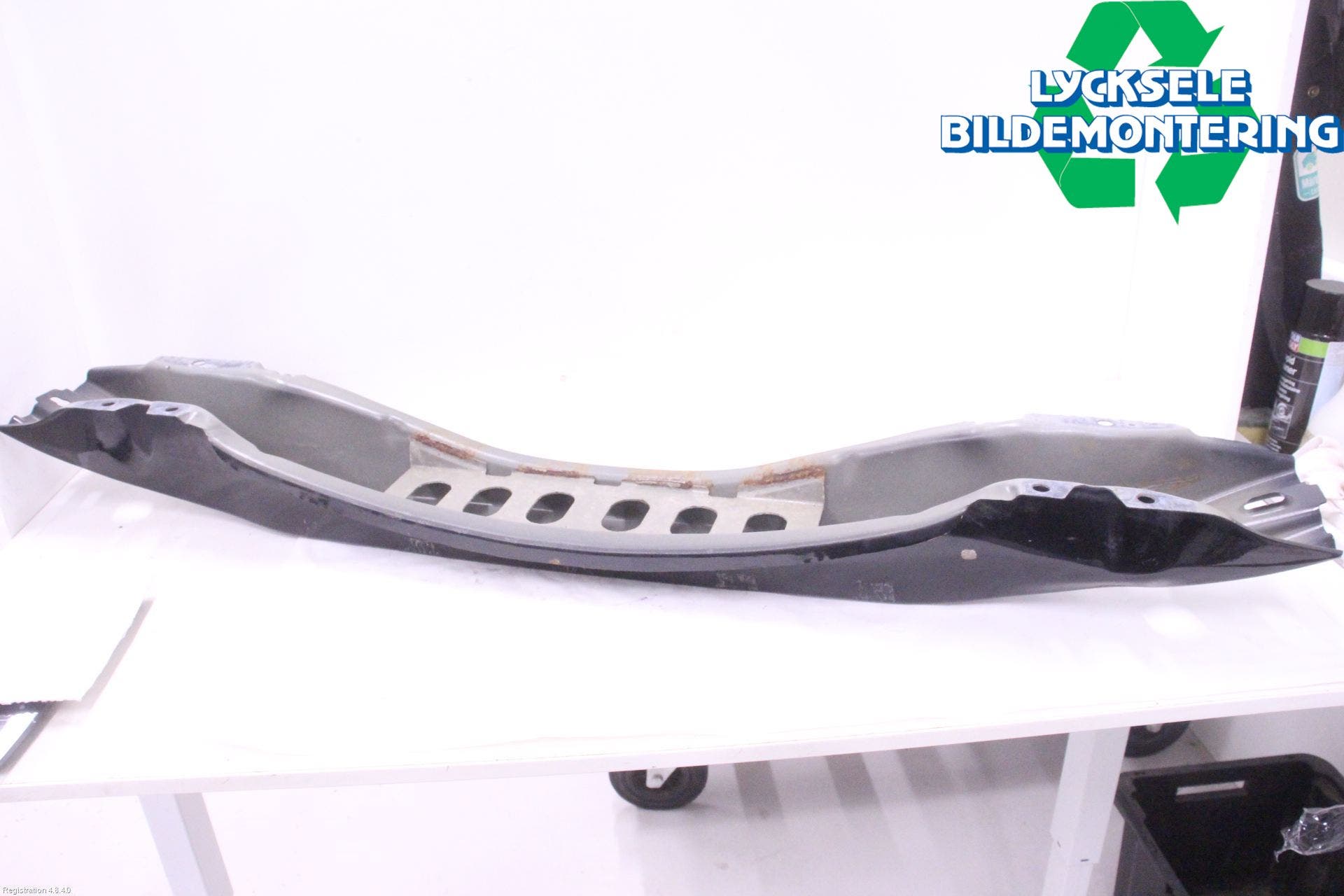 Volvo V60 14-18 Stötfångarbalk Bak