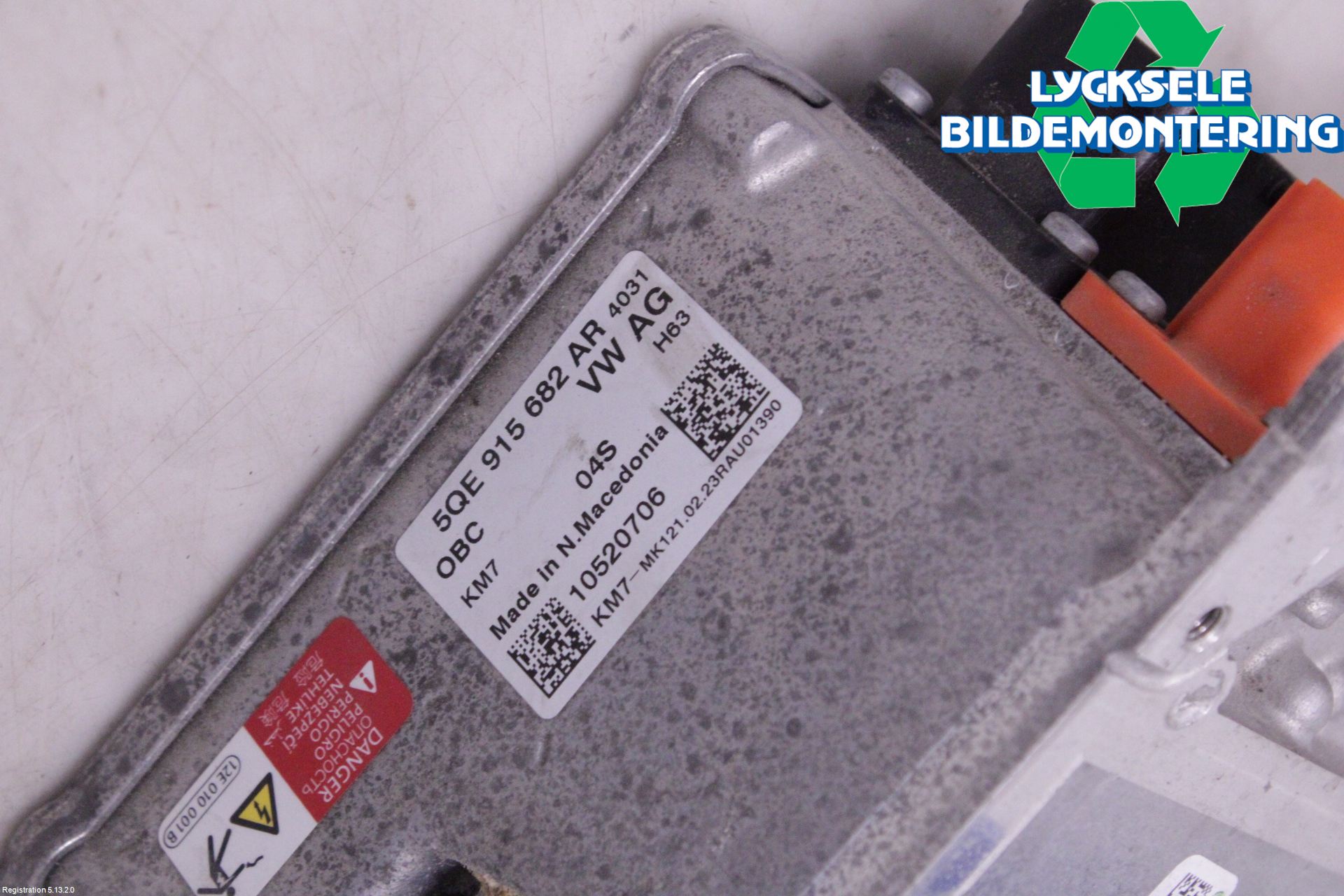 Volkswagen VW PASSAT 20-24 Batteriladdare Högspänning