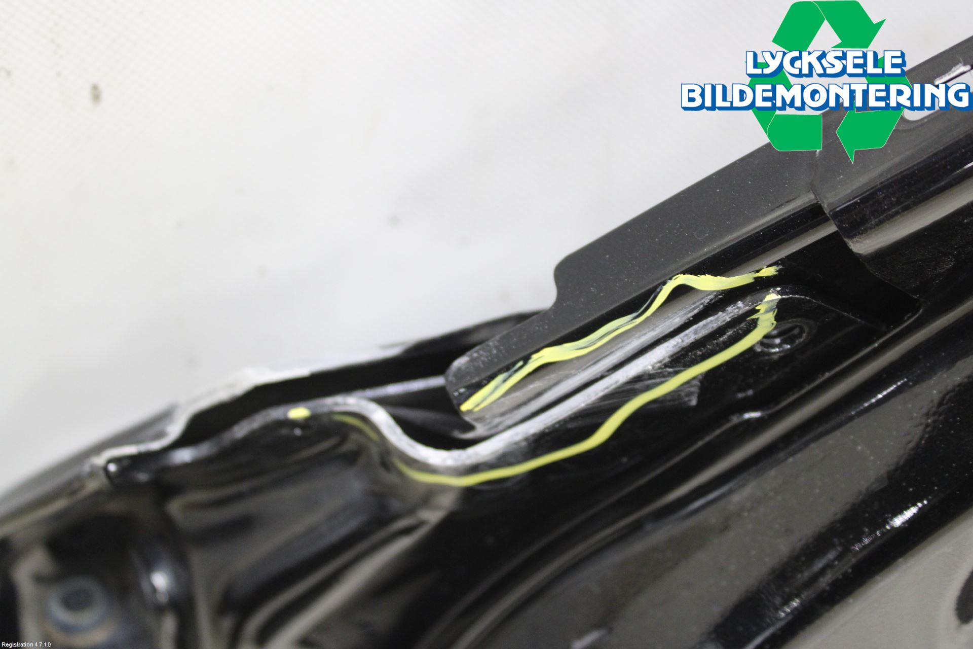BMW 5 F10/F11/F18 09-17 Dörr Fram Höger