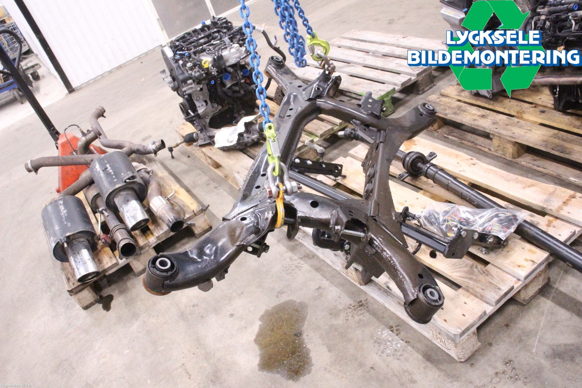 Subaru OUTBACK 21- Bakaxelbalk