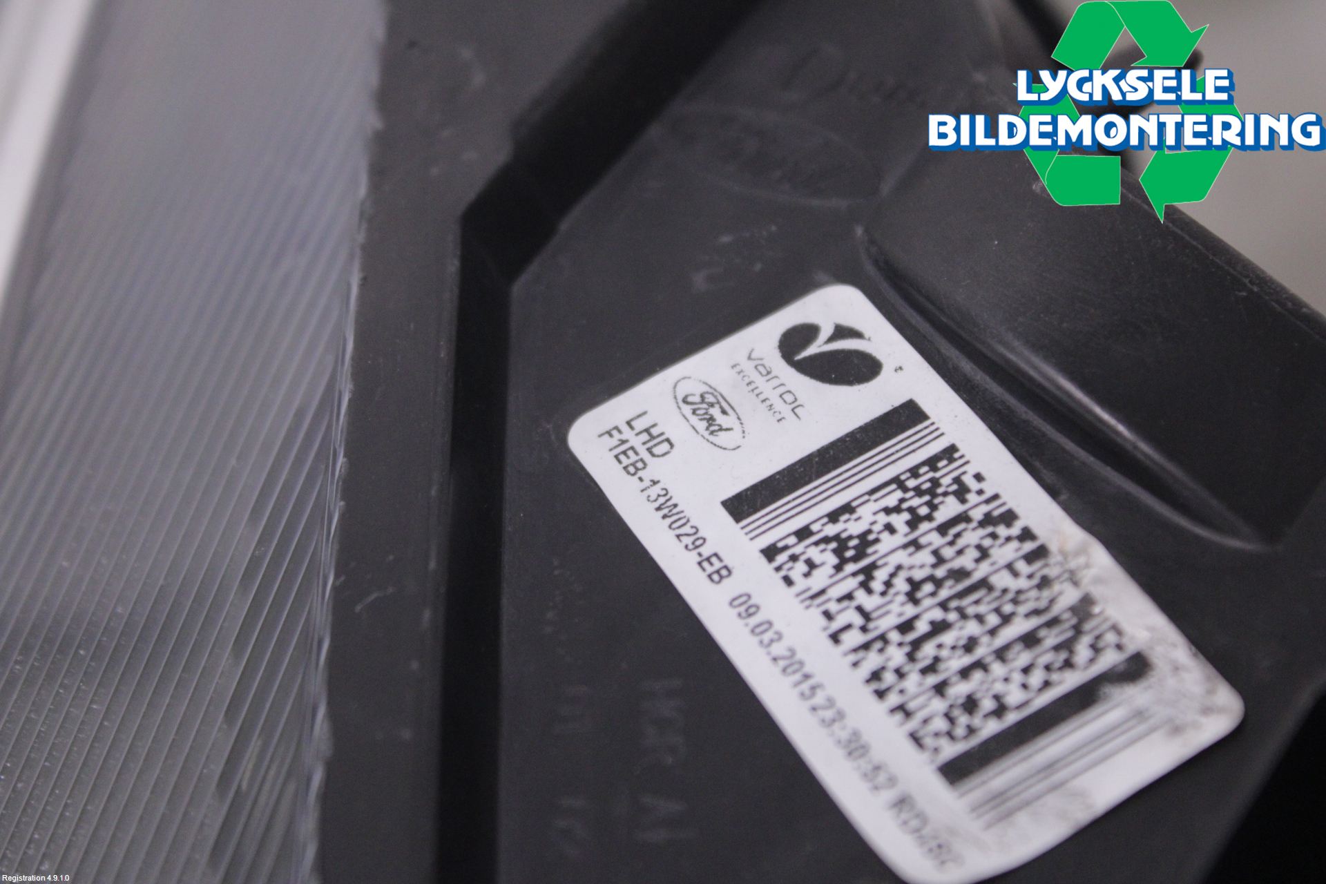 Ford FOCUS 15-18 Strålkastare Höger