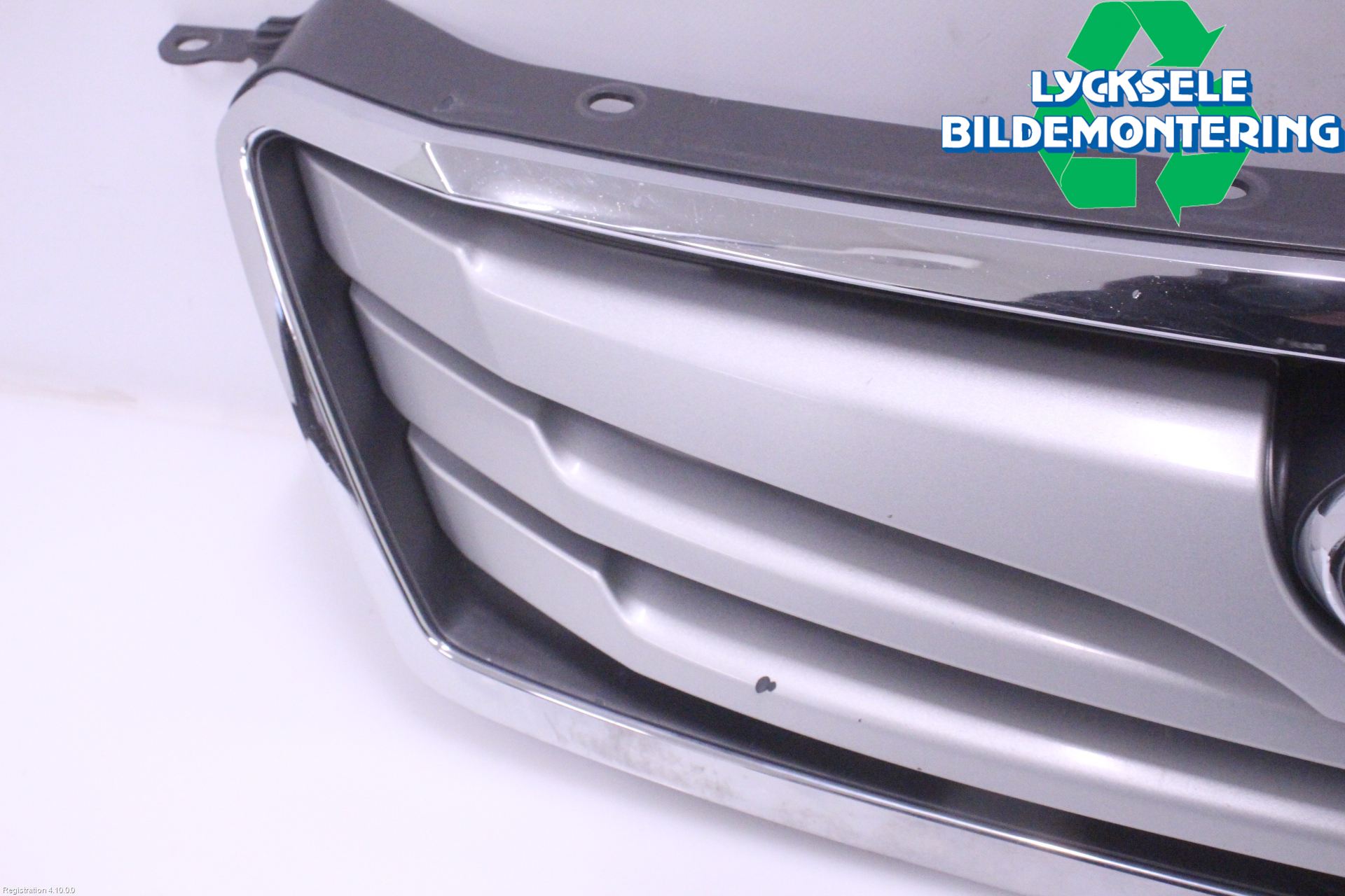 Subaru OUTBACK 10-15 Grill Komp