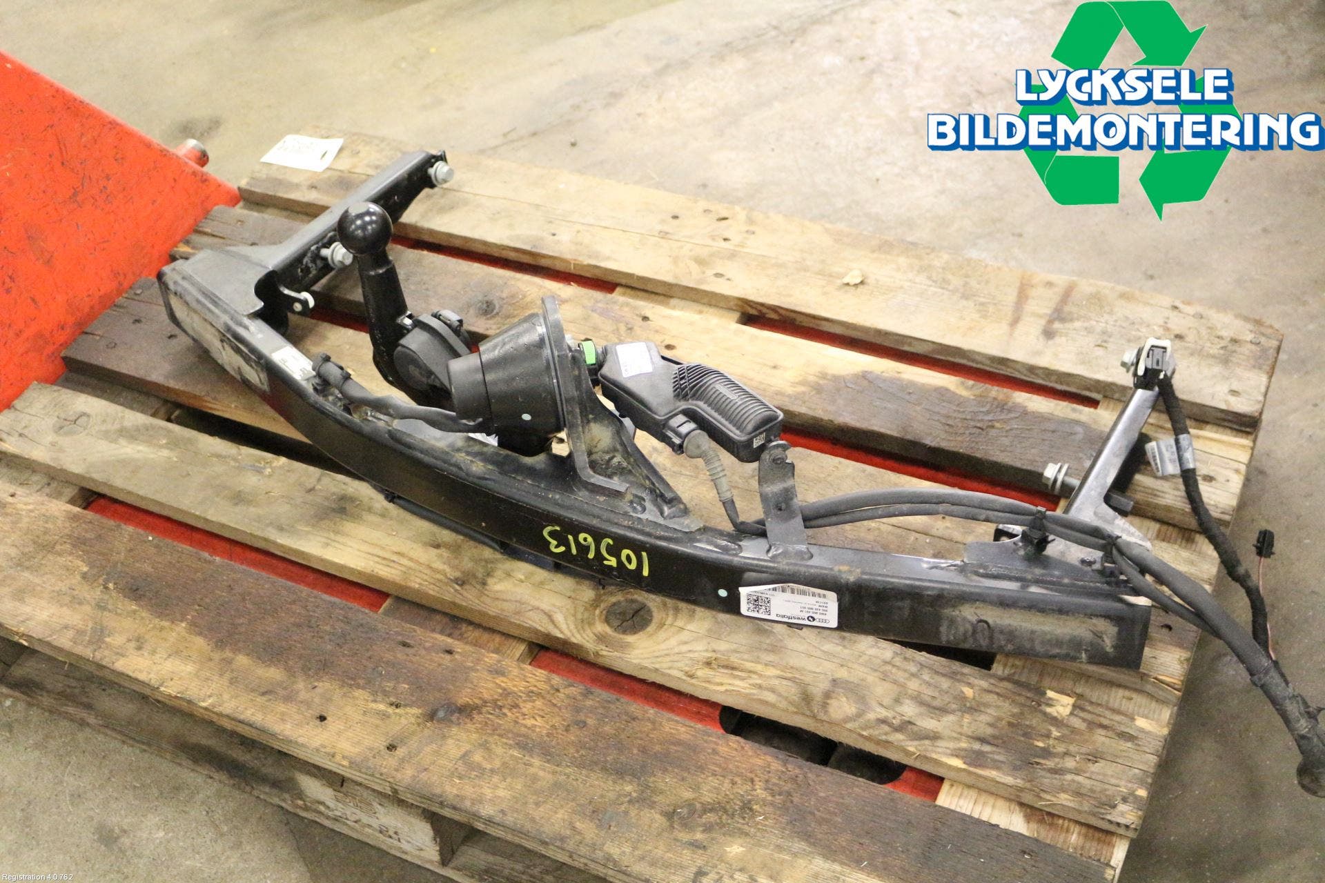 Audi A4/S4 B9 20- Dragkrok