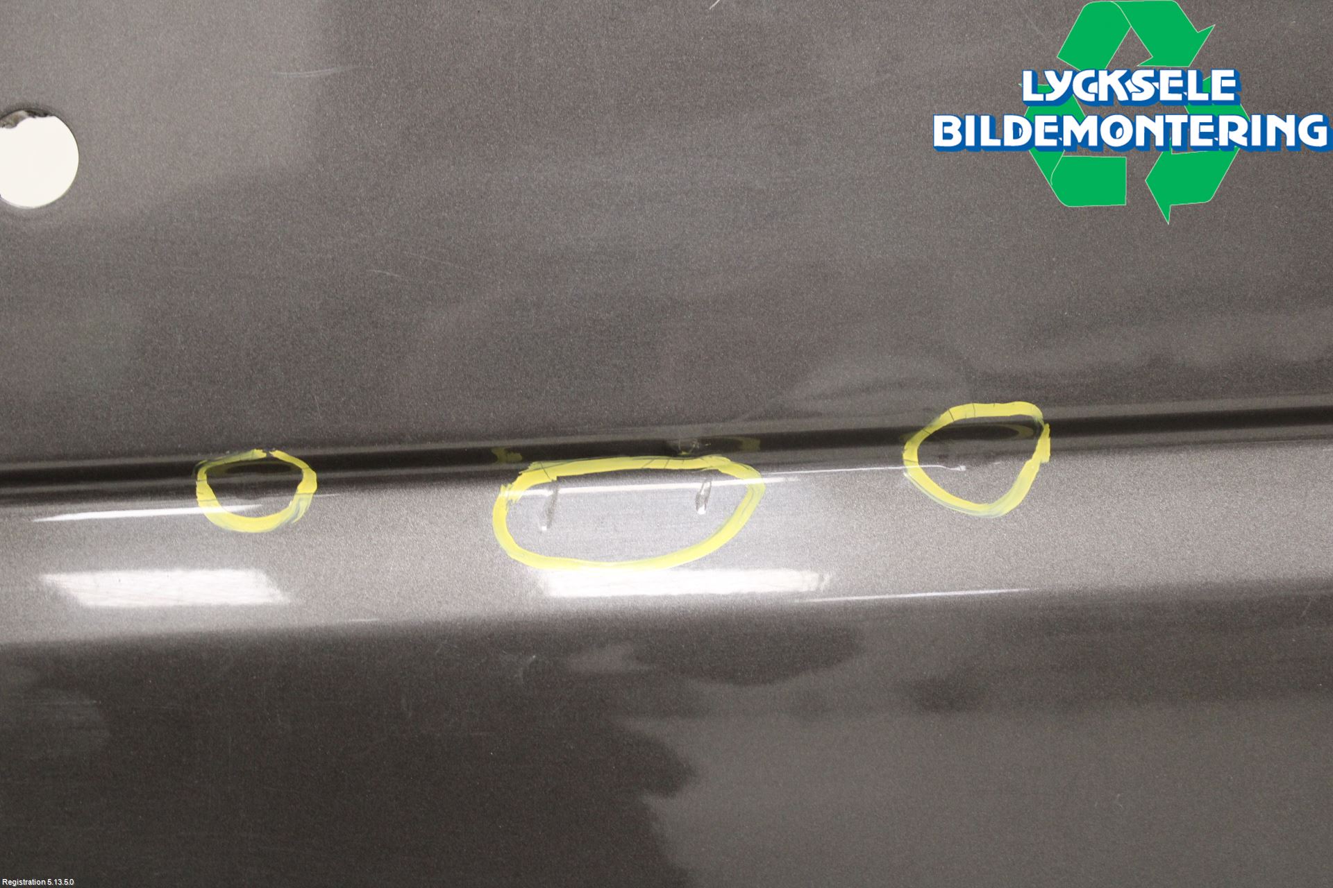 BMW 5 F10/F11/F18 09-17 Stötfångarbeklädnad Bak