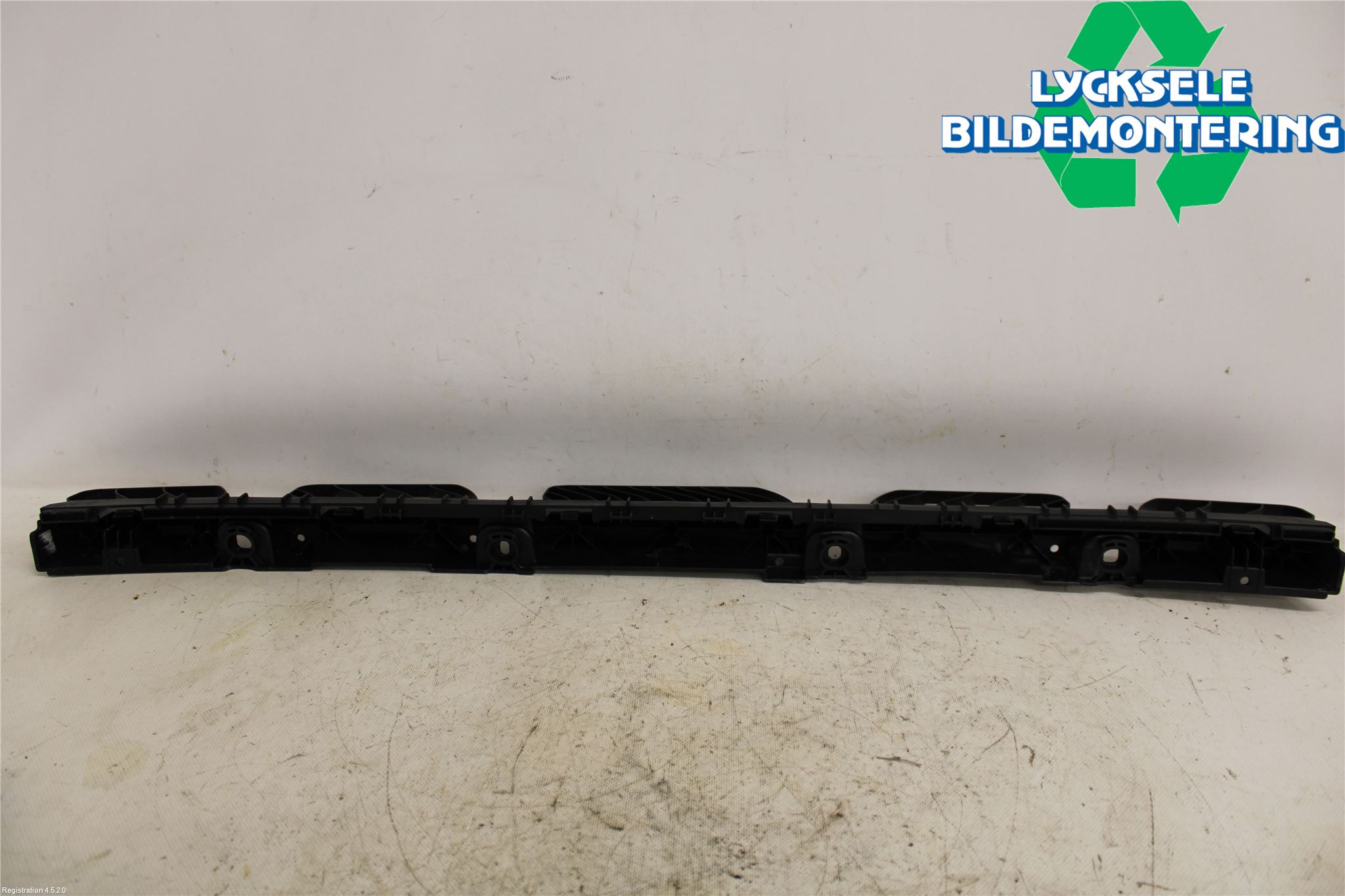 Volkswagen VW GOLF / E-GOLF VIII 20- Stötfångare Deformelement Bak