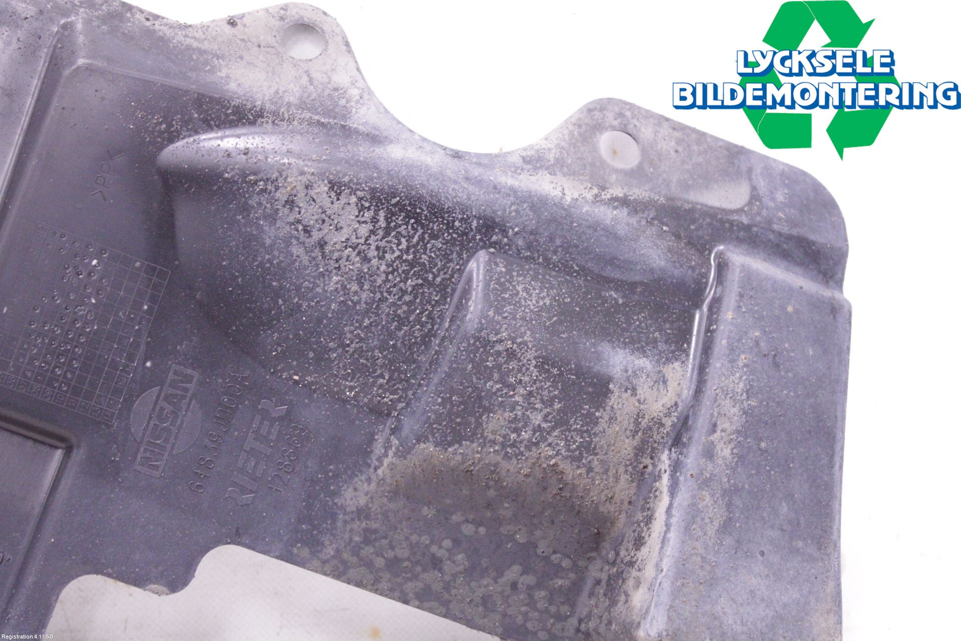 Nissan QASHQAI 10-14 Hasplåt Plåt-Plast