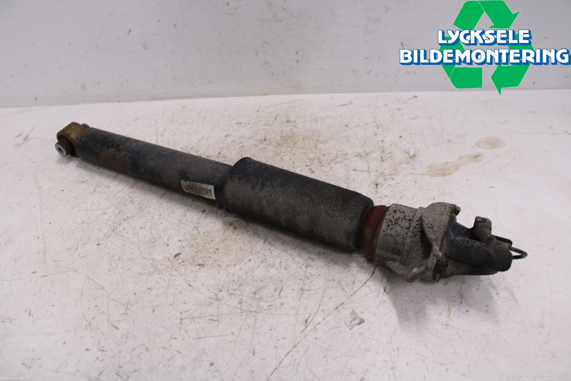 Audi Q8/SQ8 4M 19- Stötdämpare Bak