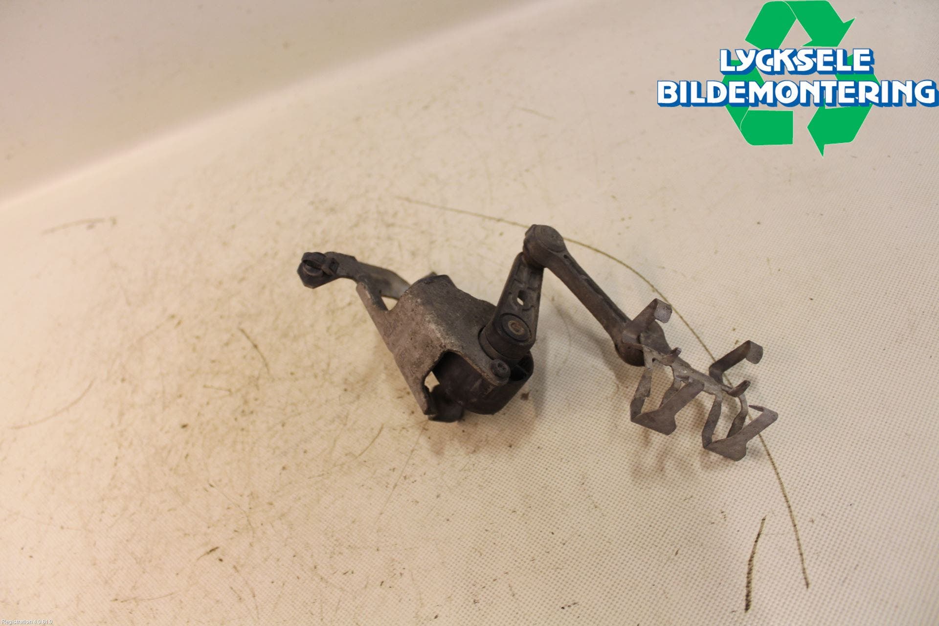 Mercedes-Benz MB E-KLASS (W213) 16-23 Givare Xenon/Ljushöjdsreglering