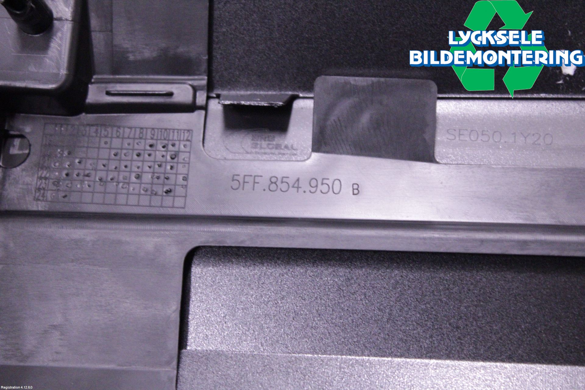 Cupra FORMENTOR 21- Dörr Dekorlist Bak Hö