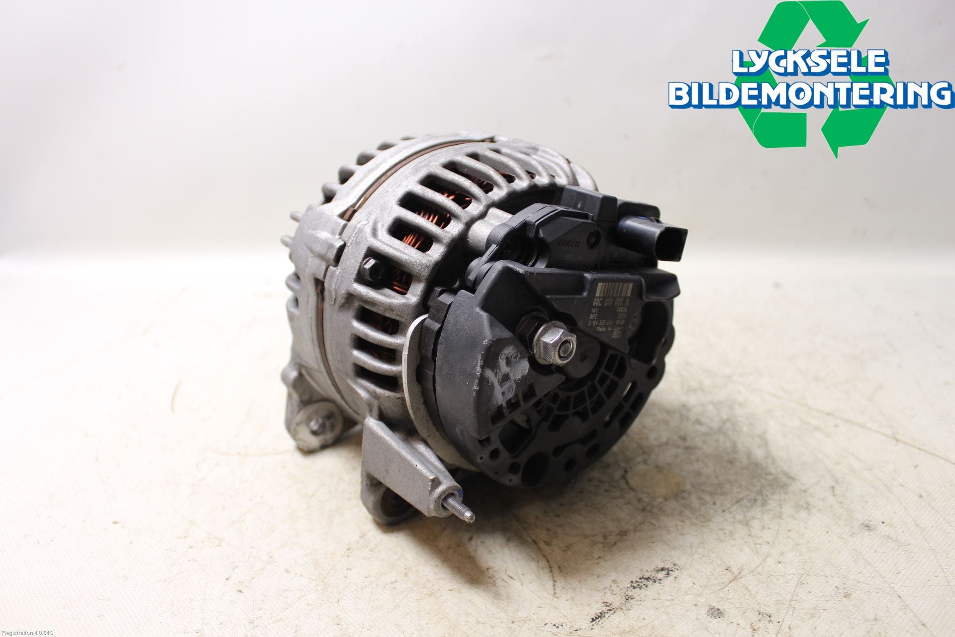 Volkswagen VW GOLF V 04-09 Generator