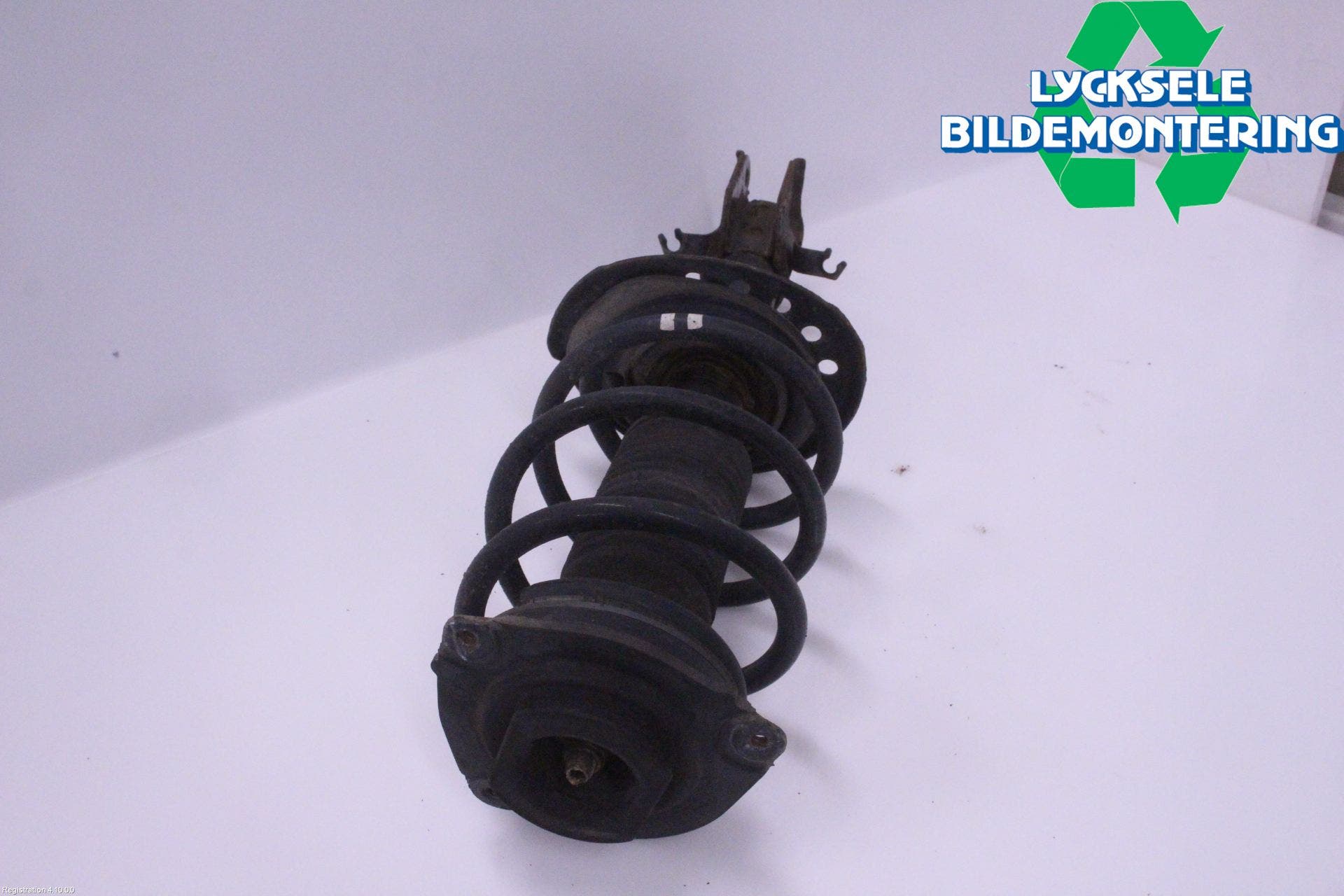 Nissan LEAF 18- Fjäderben Fram Höger