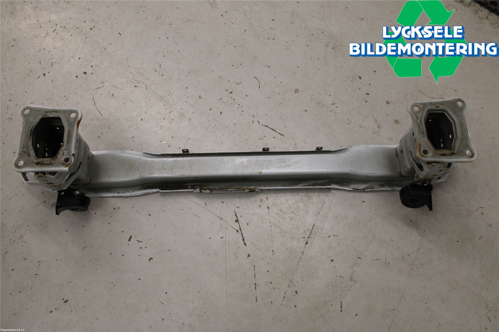 Ford FOCUS 15-18 Stötfångarbalk Fram