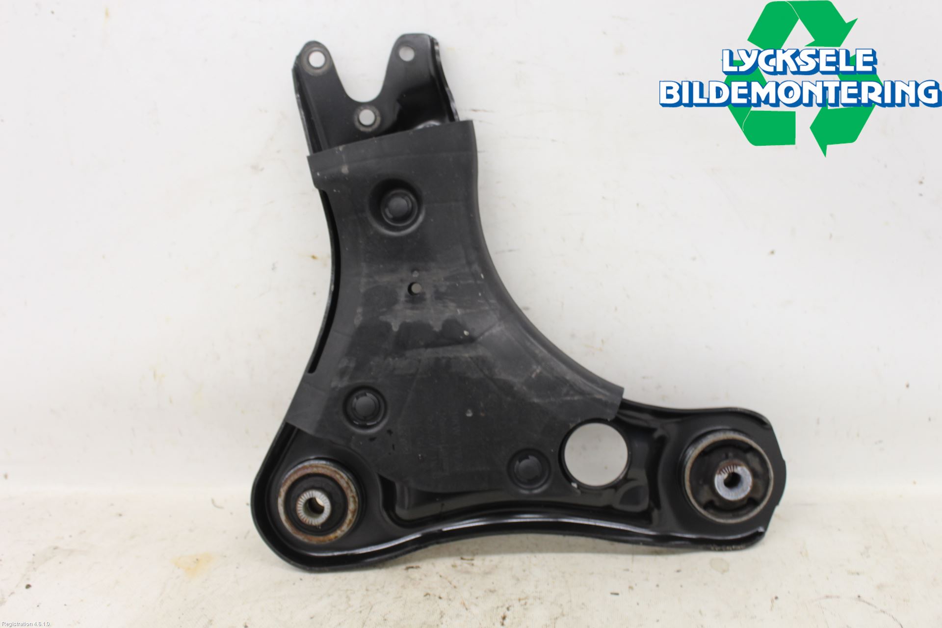 Cupra BORN 22- Bärarm Fram Undre Hö