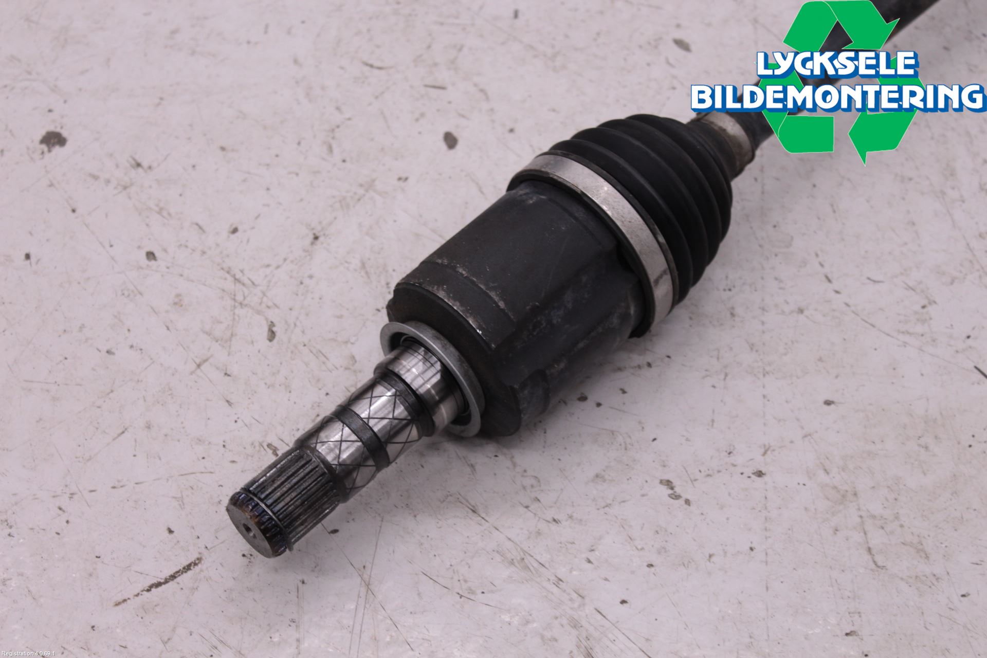 Subaru XV 12-17 Drivaxel Fram Höger