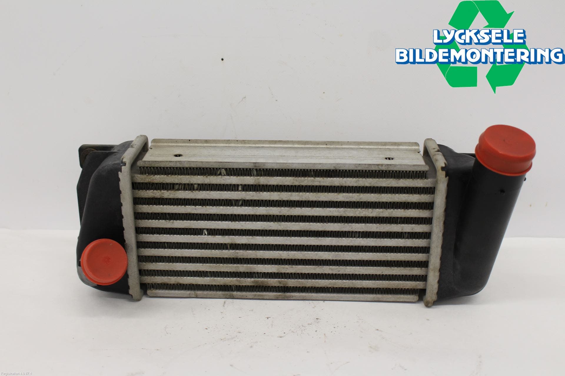 Toyota AURIS 13-19 Laddluft-Intercooler Kyl