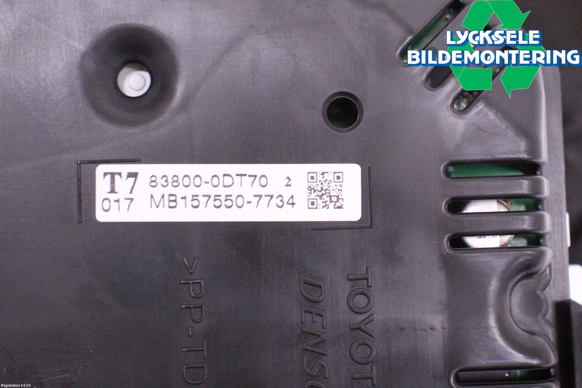 Toyota YARIS XP130 12-14 Instrument Komb